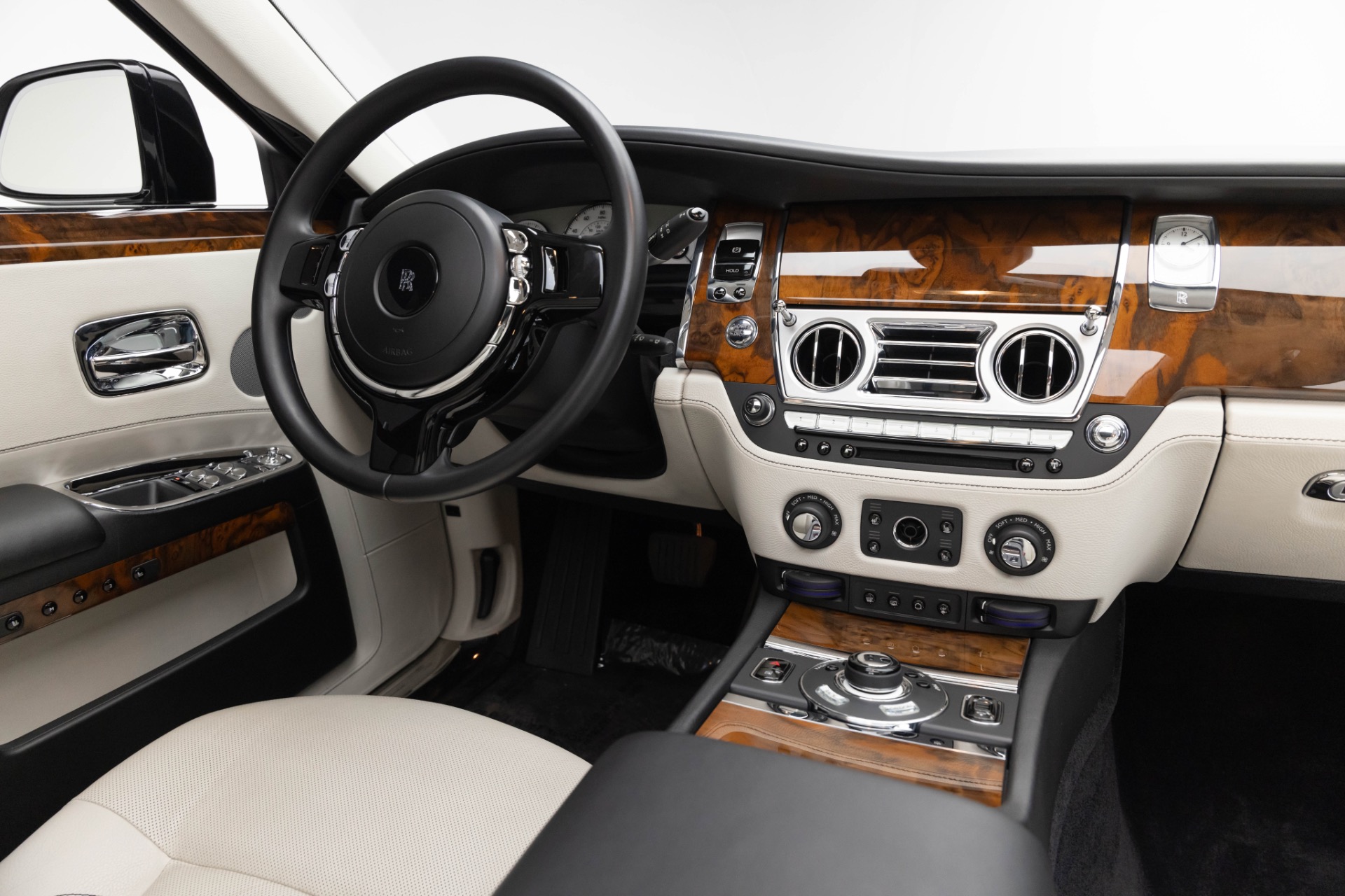 2012 Rolls Royce Ghost RR4 photo 8