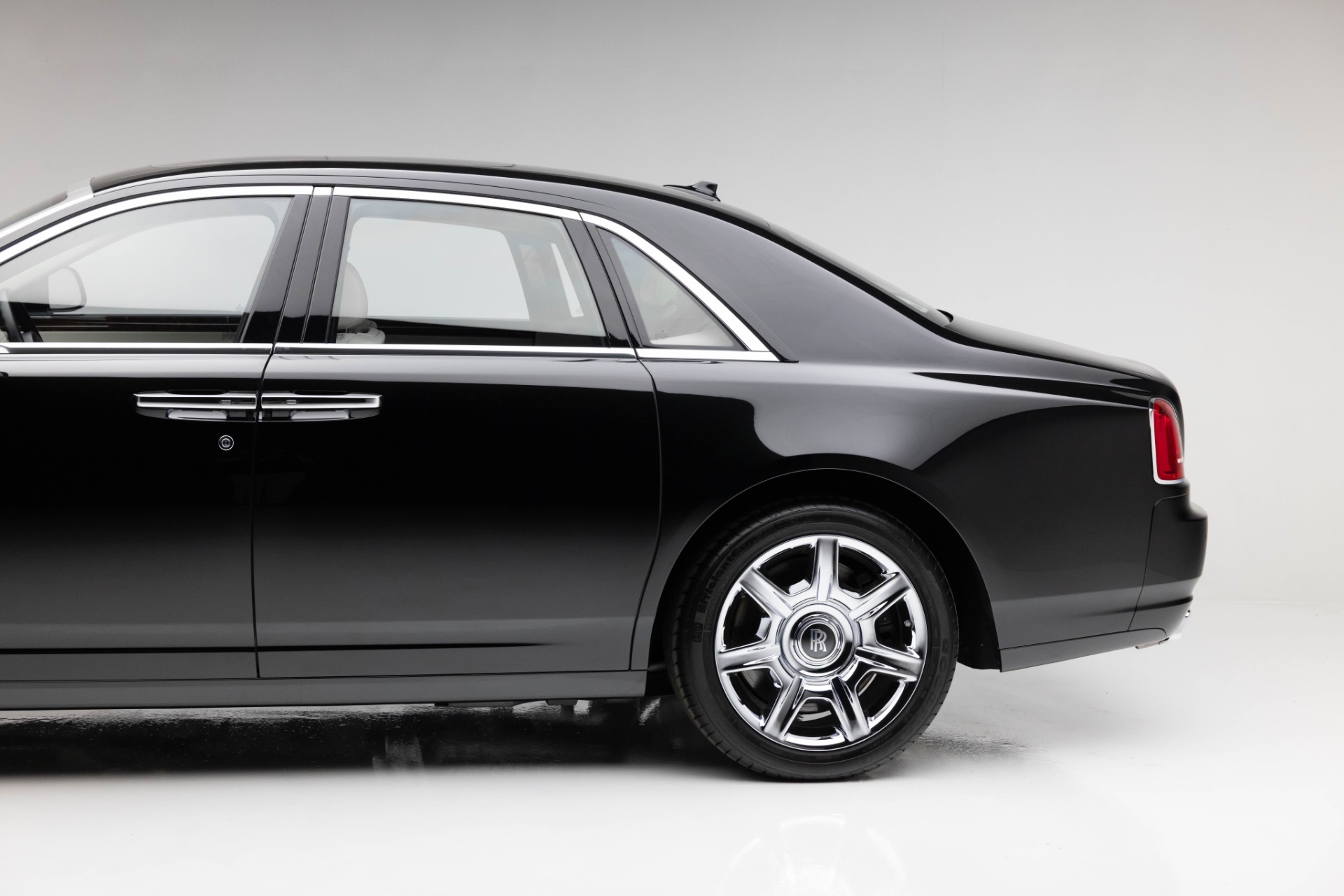 2012 Rolls Royce Ghost RR4 photo 18
