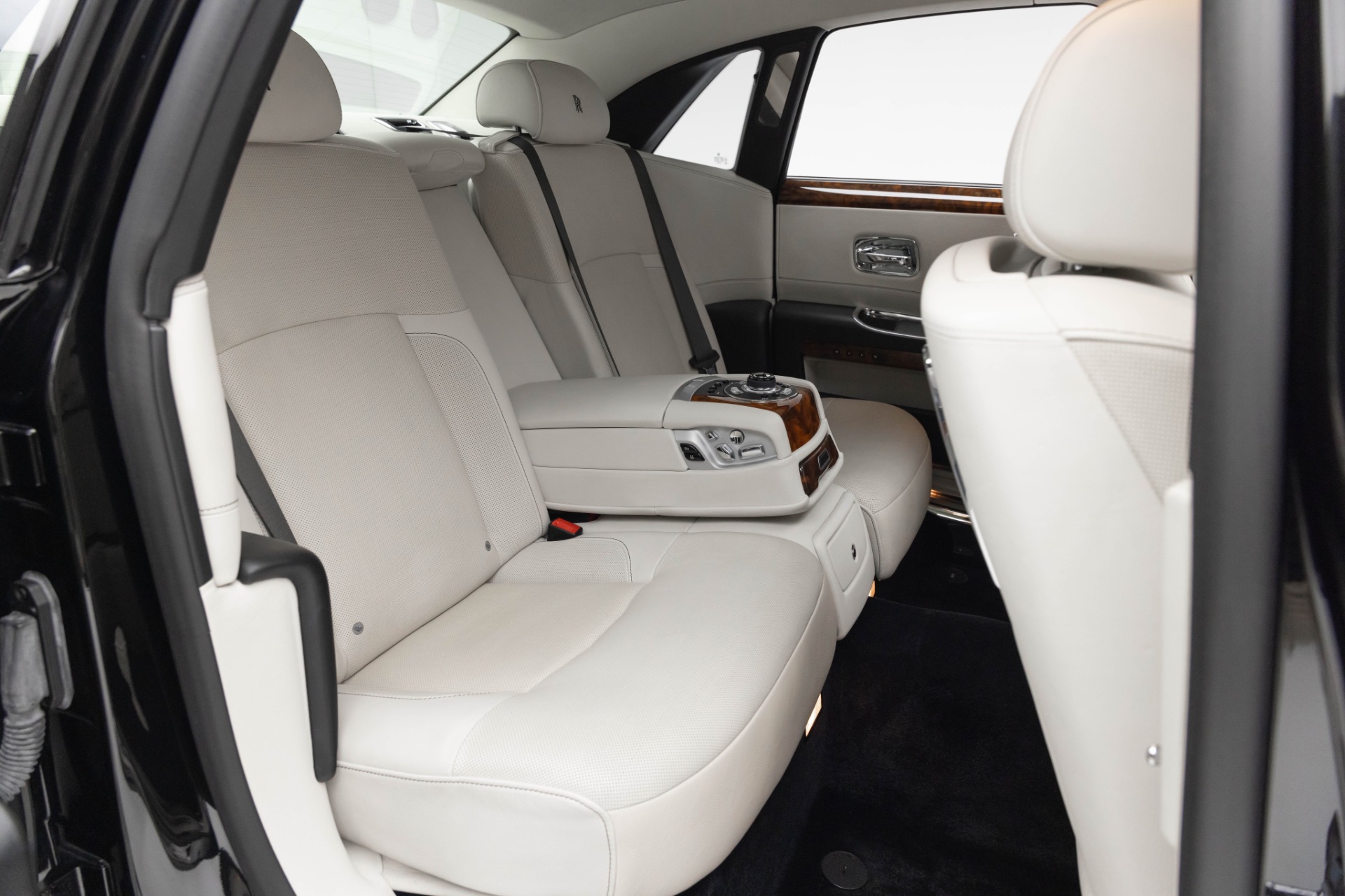 2012 Rolls Royce Ghost RR4 photo 48
