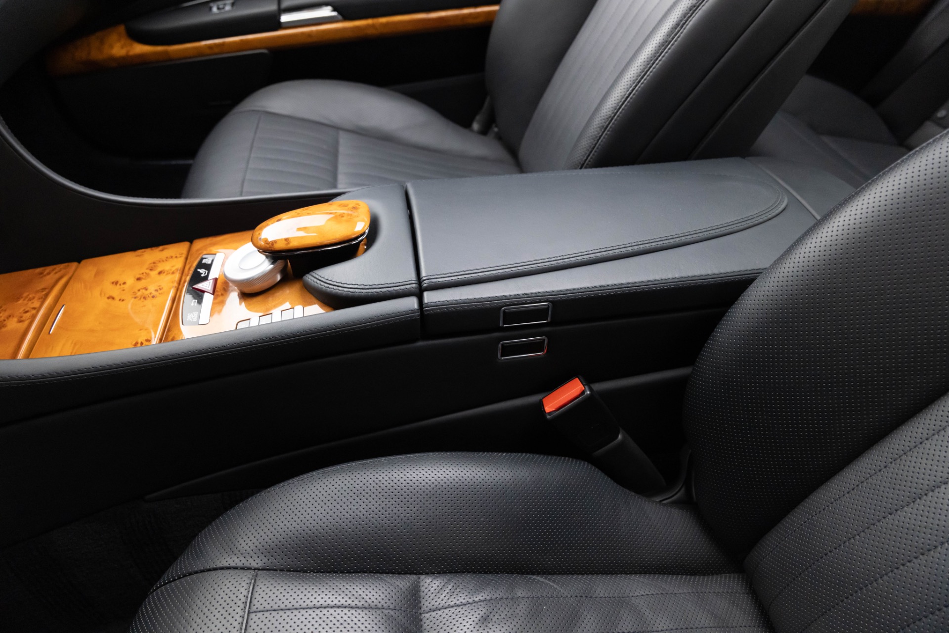 2007 Mercedes Benz CL 600 photo 18