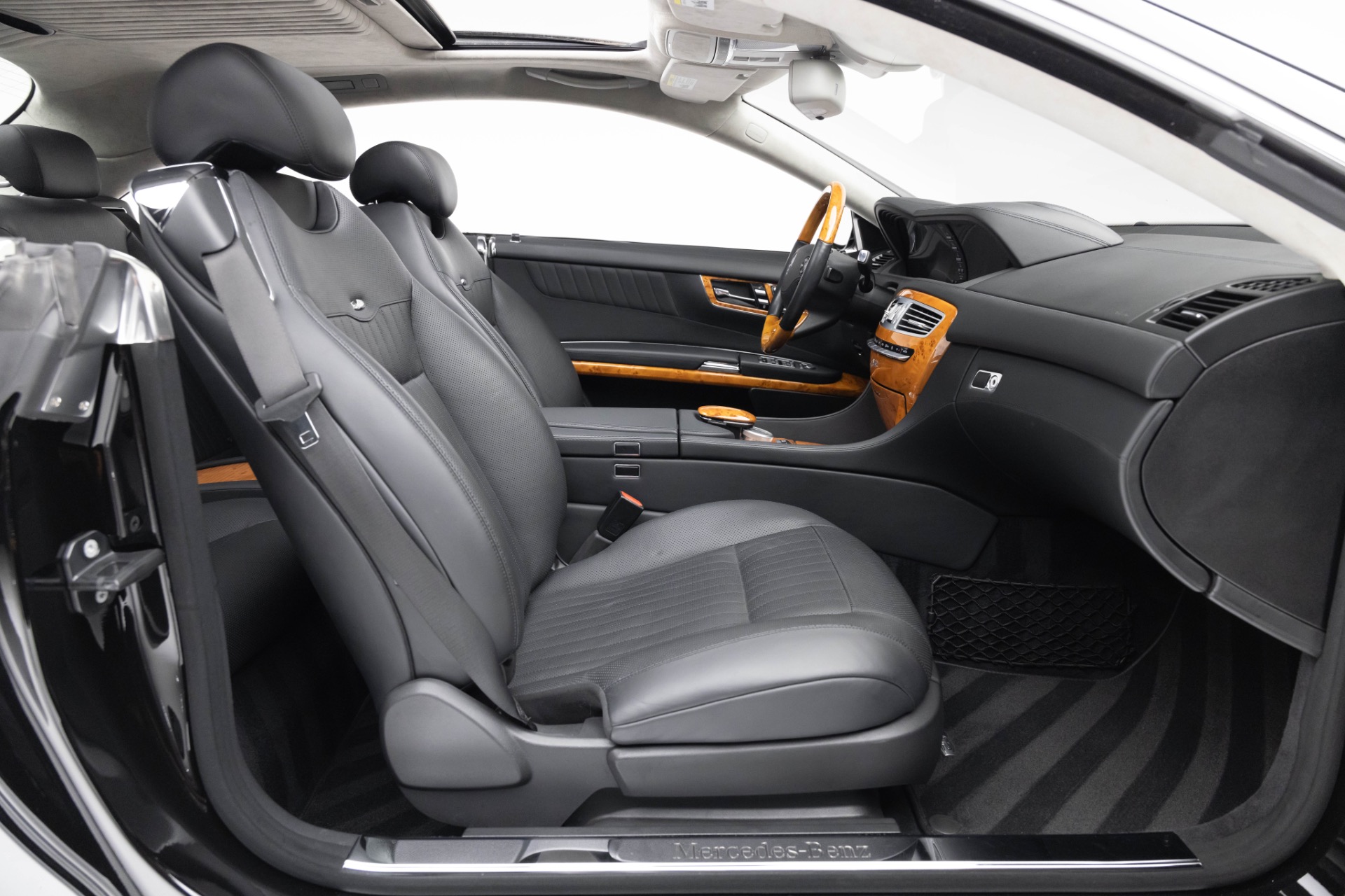 2007 Mercedes Benz CL 600 photo 32