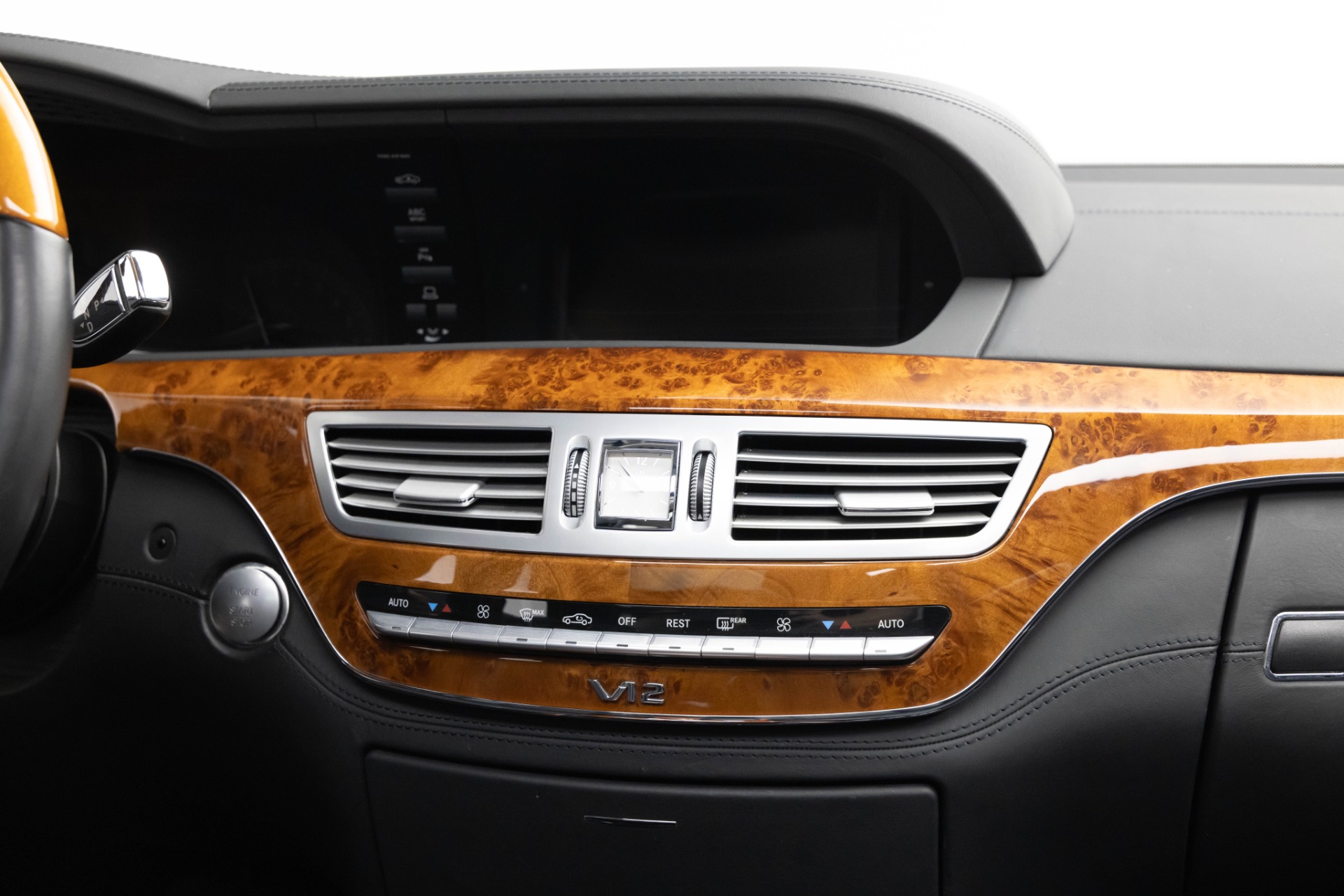 2010 Mercedes Benz S 600 photo 12