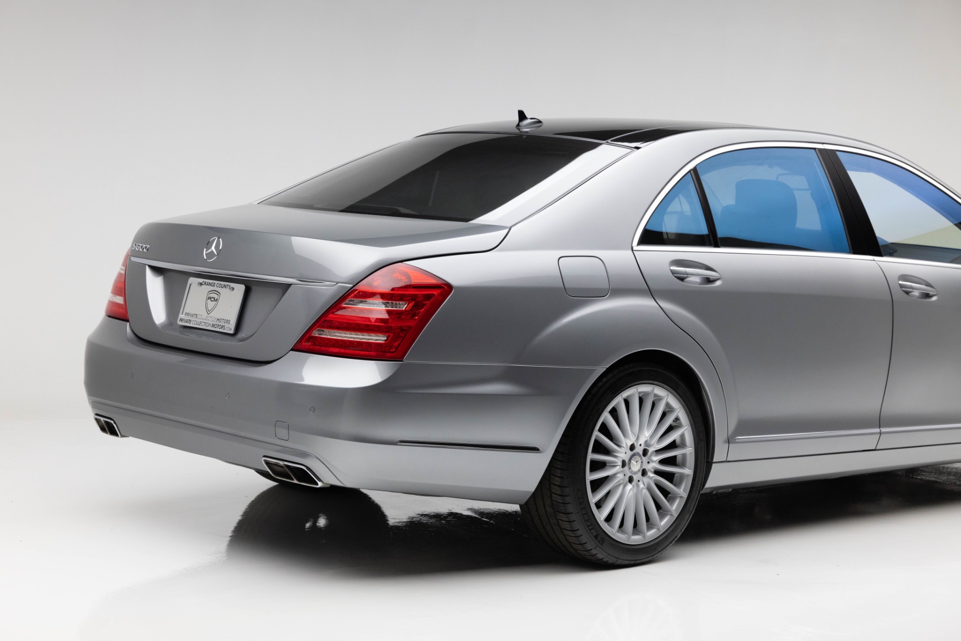 2010 Mercedes Benz S 600 photo 29