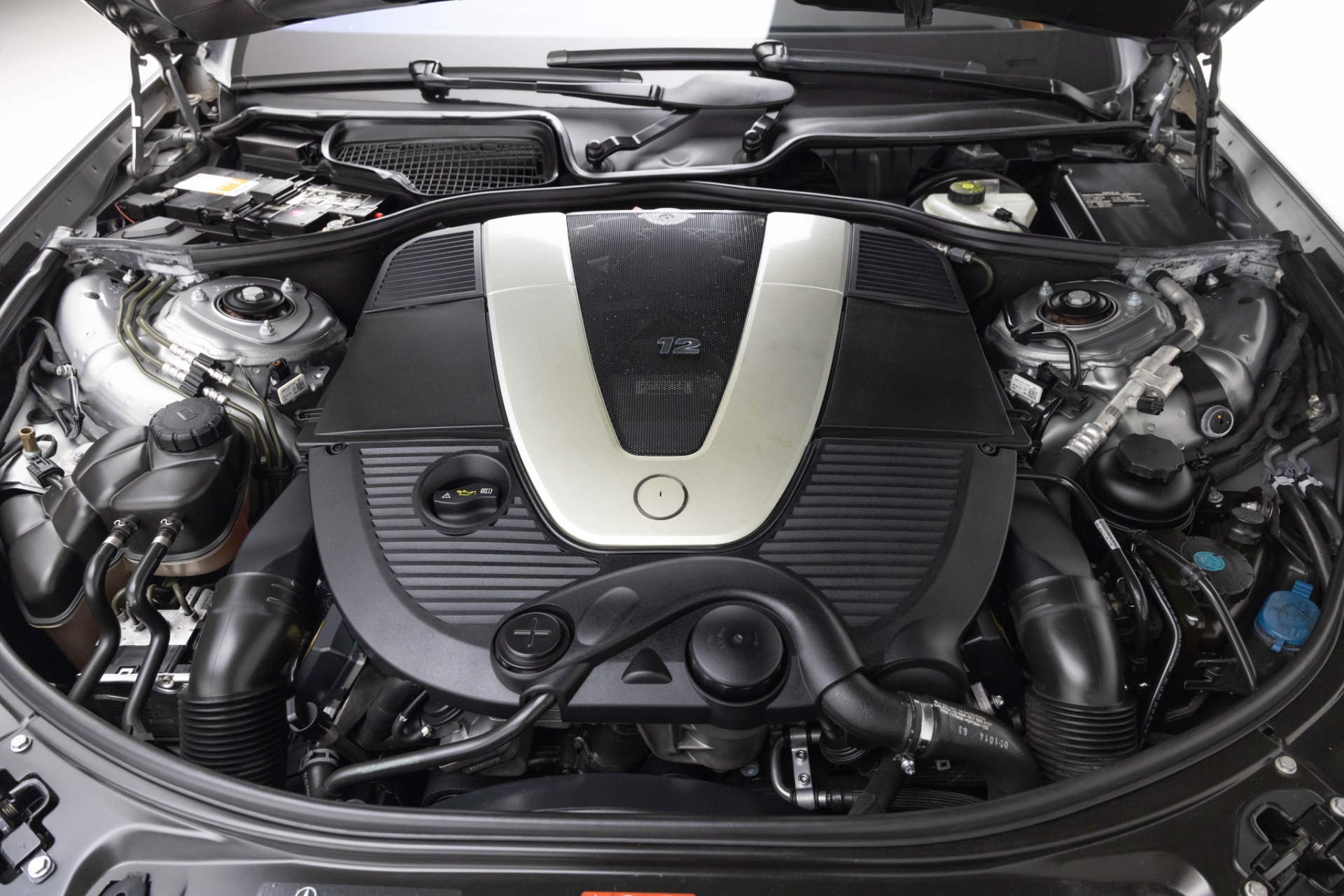 2010 Mercedes Benz S 600 photo 61