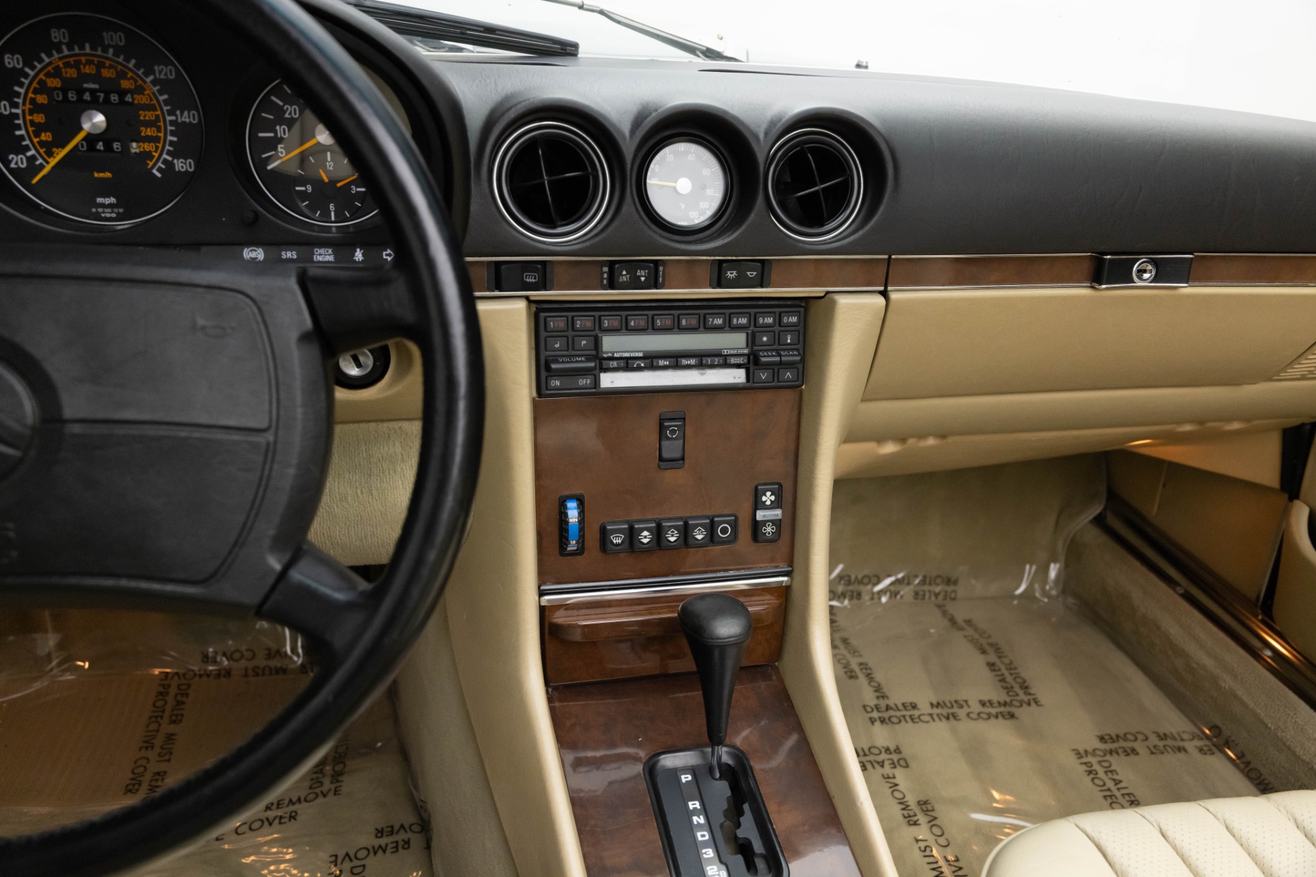 1989 Mercedes Benz 560 photo 12