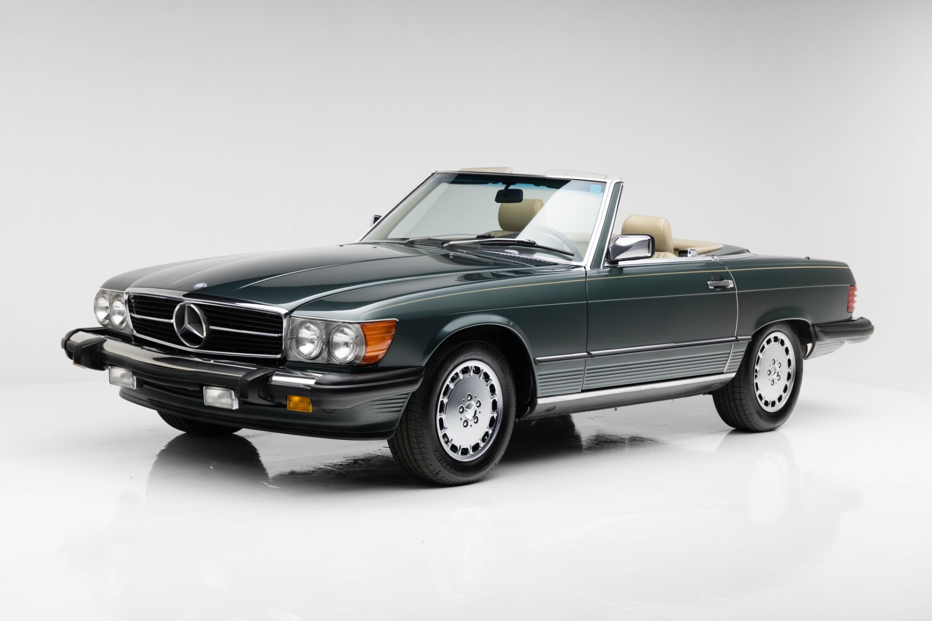 1989 Mercedes Benz 560 photo 13