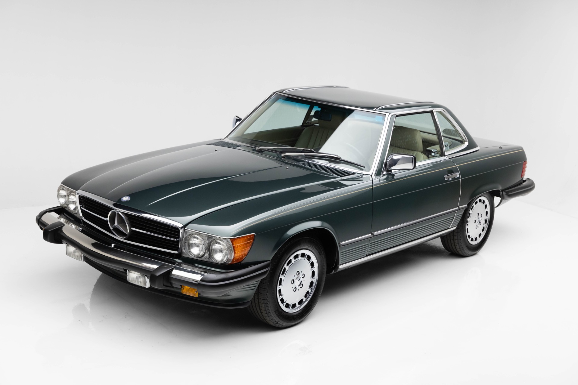 1989 Mercedes Benz 560 photo 17