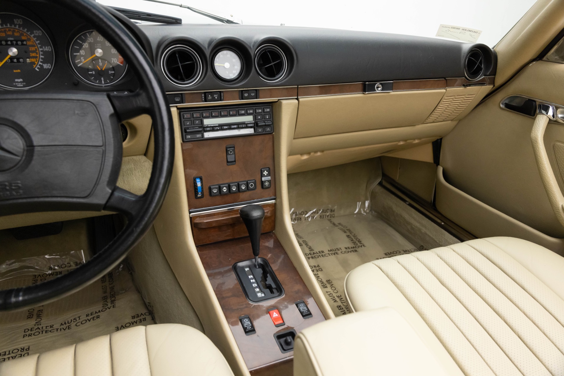 1989 Mercedes Benz 560 photo 24