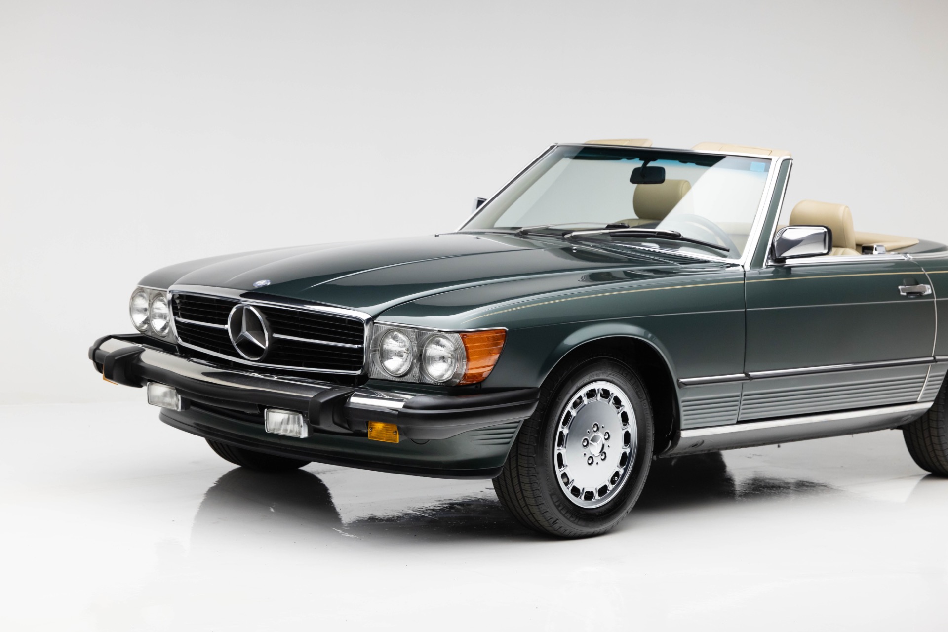 1989 Mercedes Benz 560 photo 47