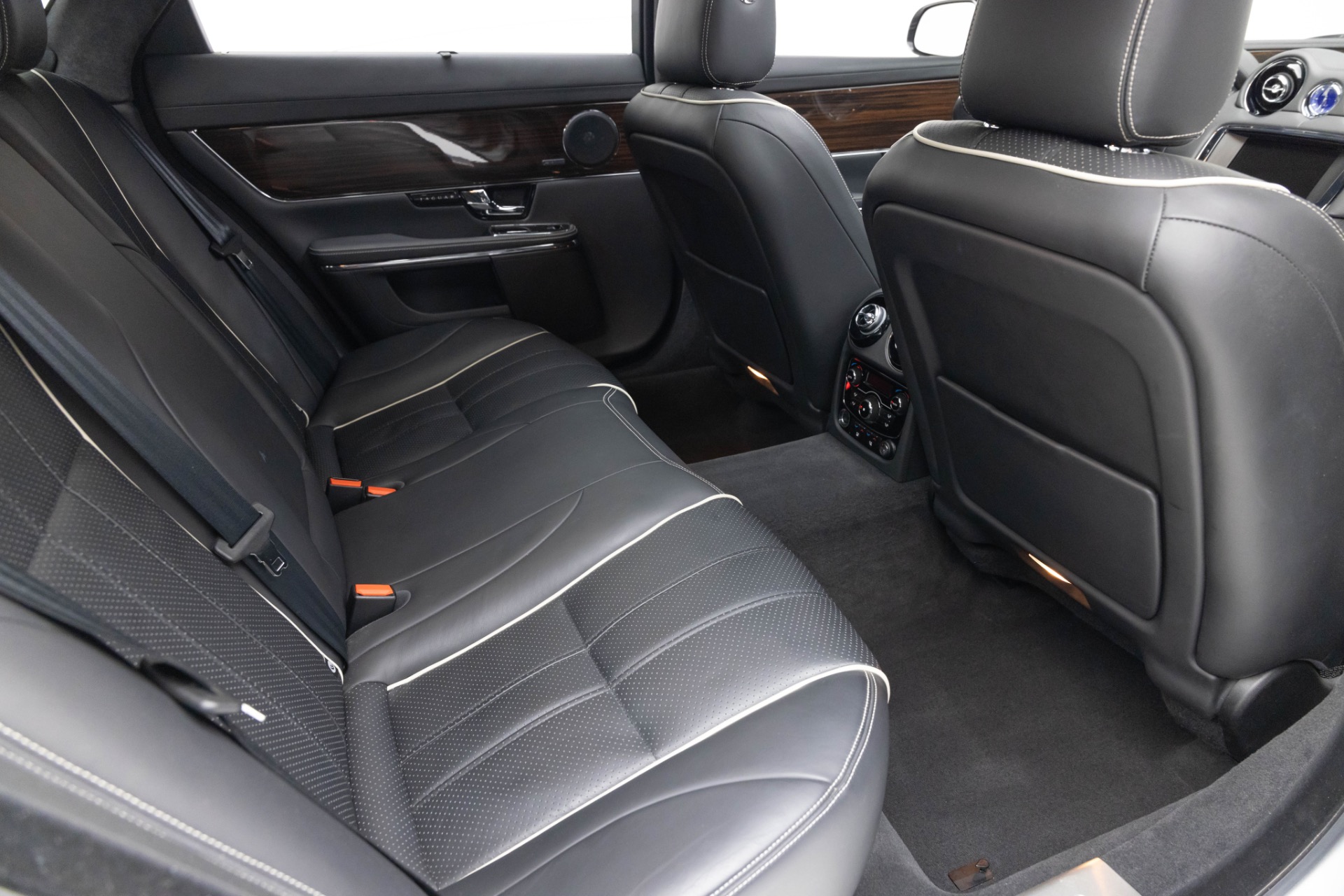 2013 Jaguar XJ XJL Portfolio photo 43
