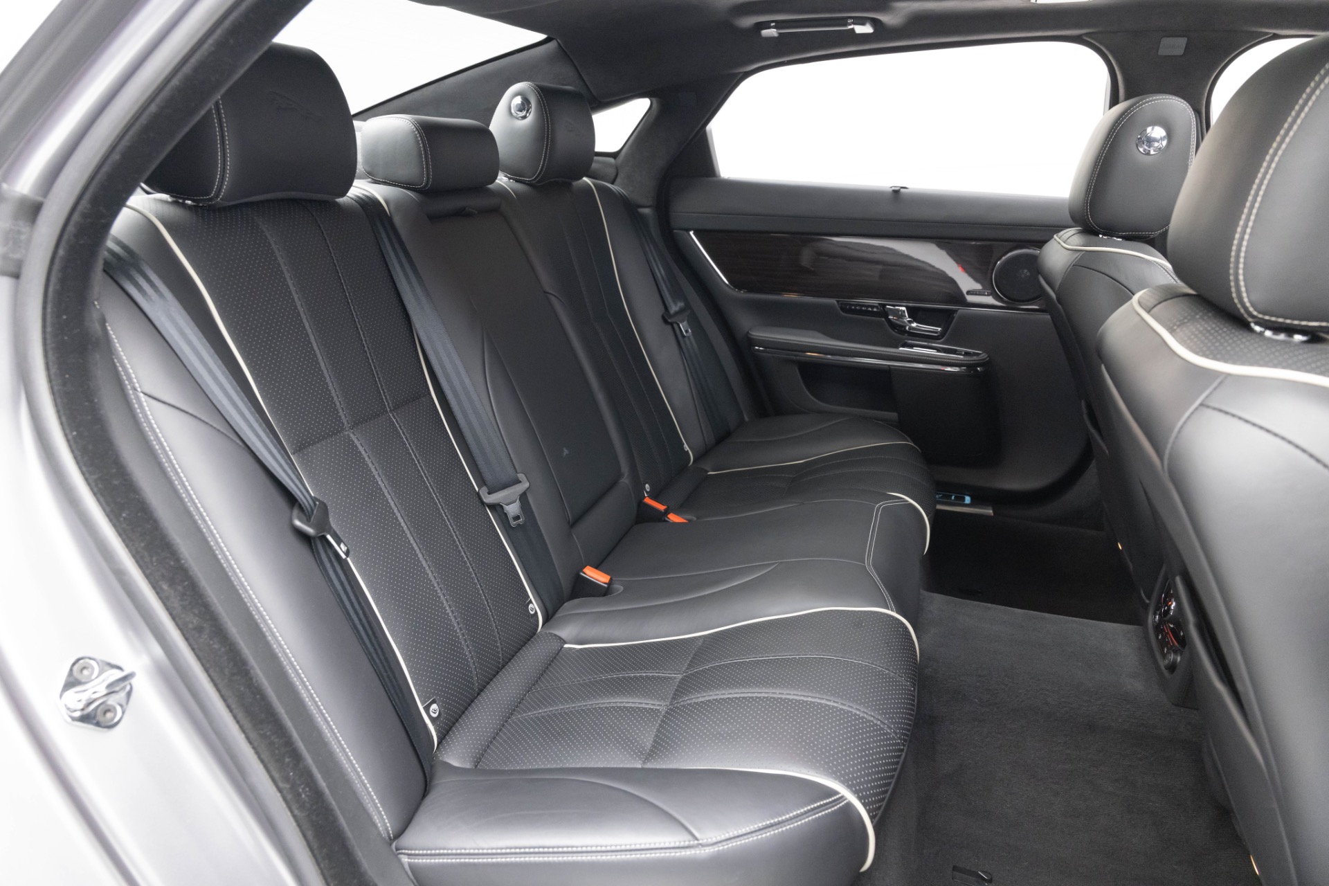 2013 Jaguar XJ XJL Portfolio photo 45