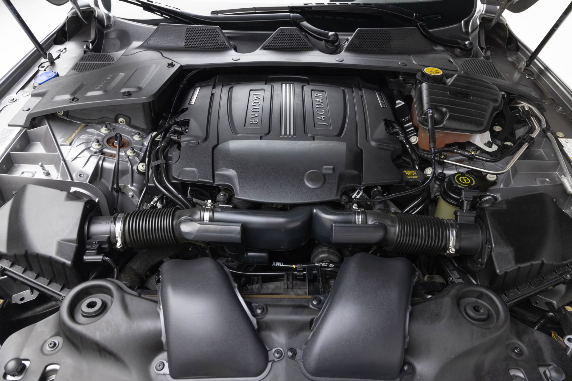 2013 Jaguar XJ XJL Portfolio photo 64