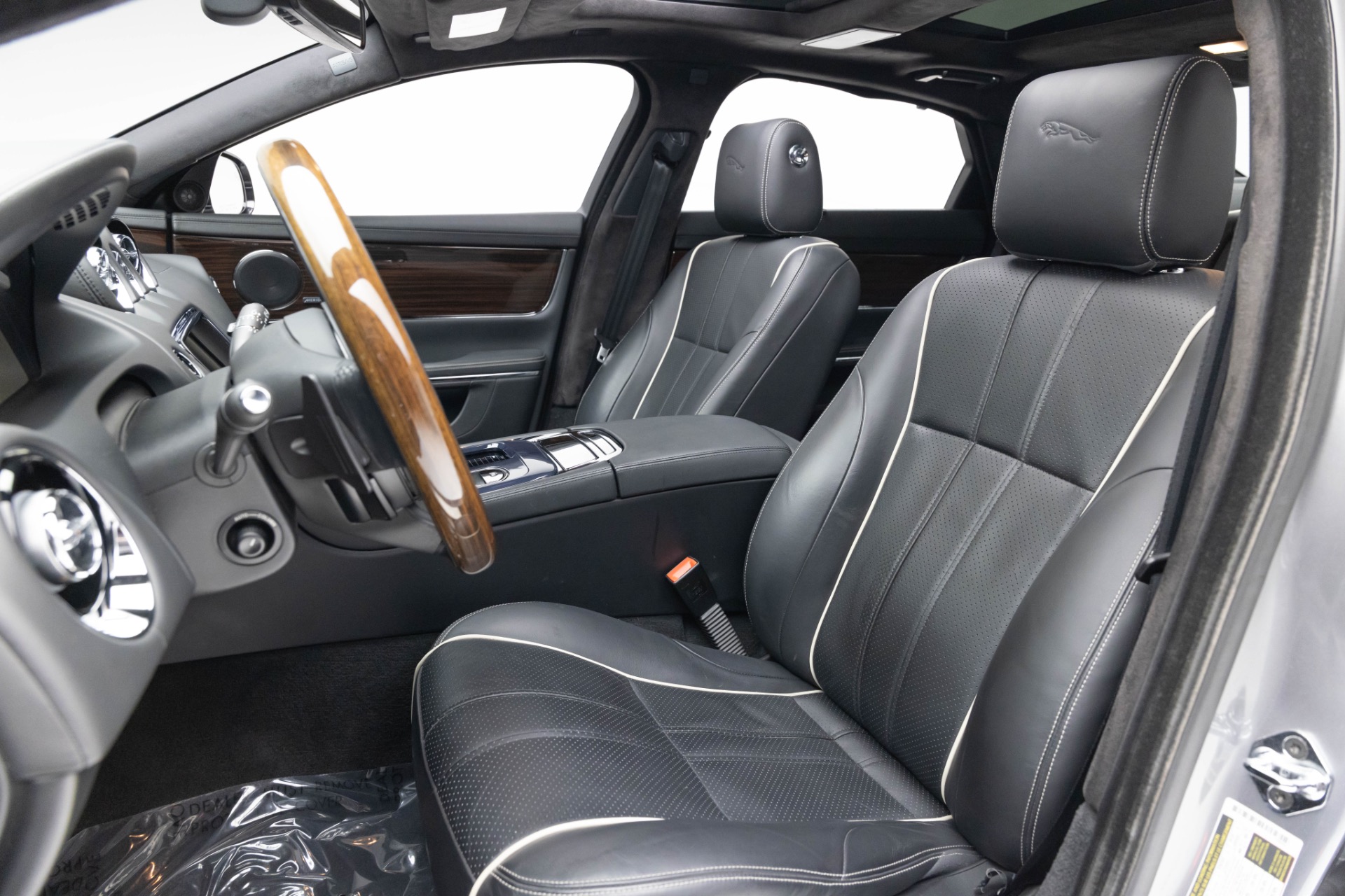 2013 Jaguar XJ XJL Portfolio photo 8