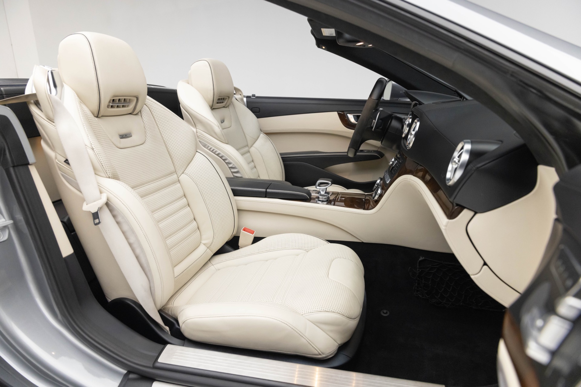 2013 Mercedes Benz SL AMG photo 4