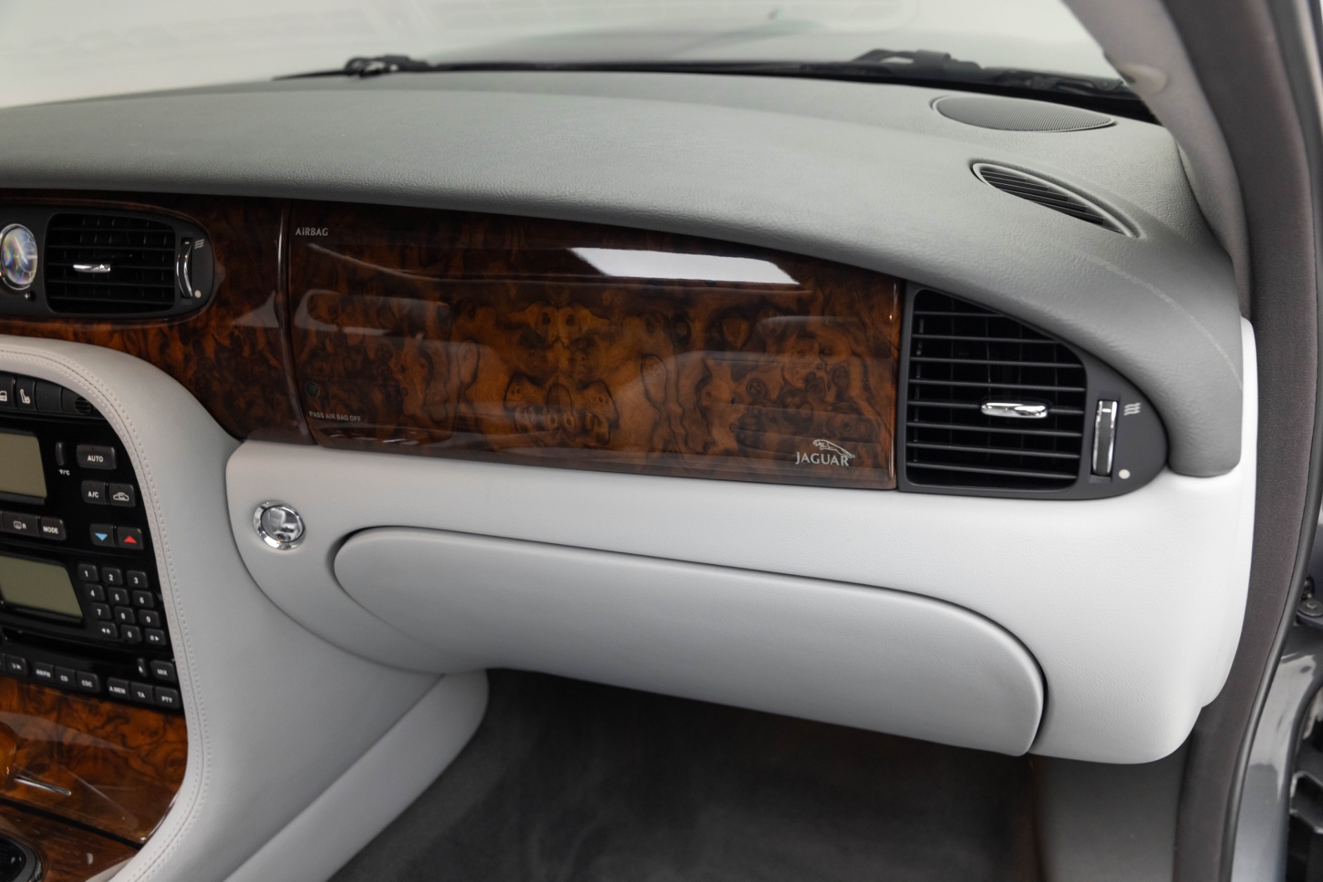 Used 2004 Jaguar XJ8 XJ8 For Sale (Sold) | Private Collection