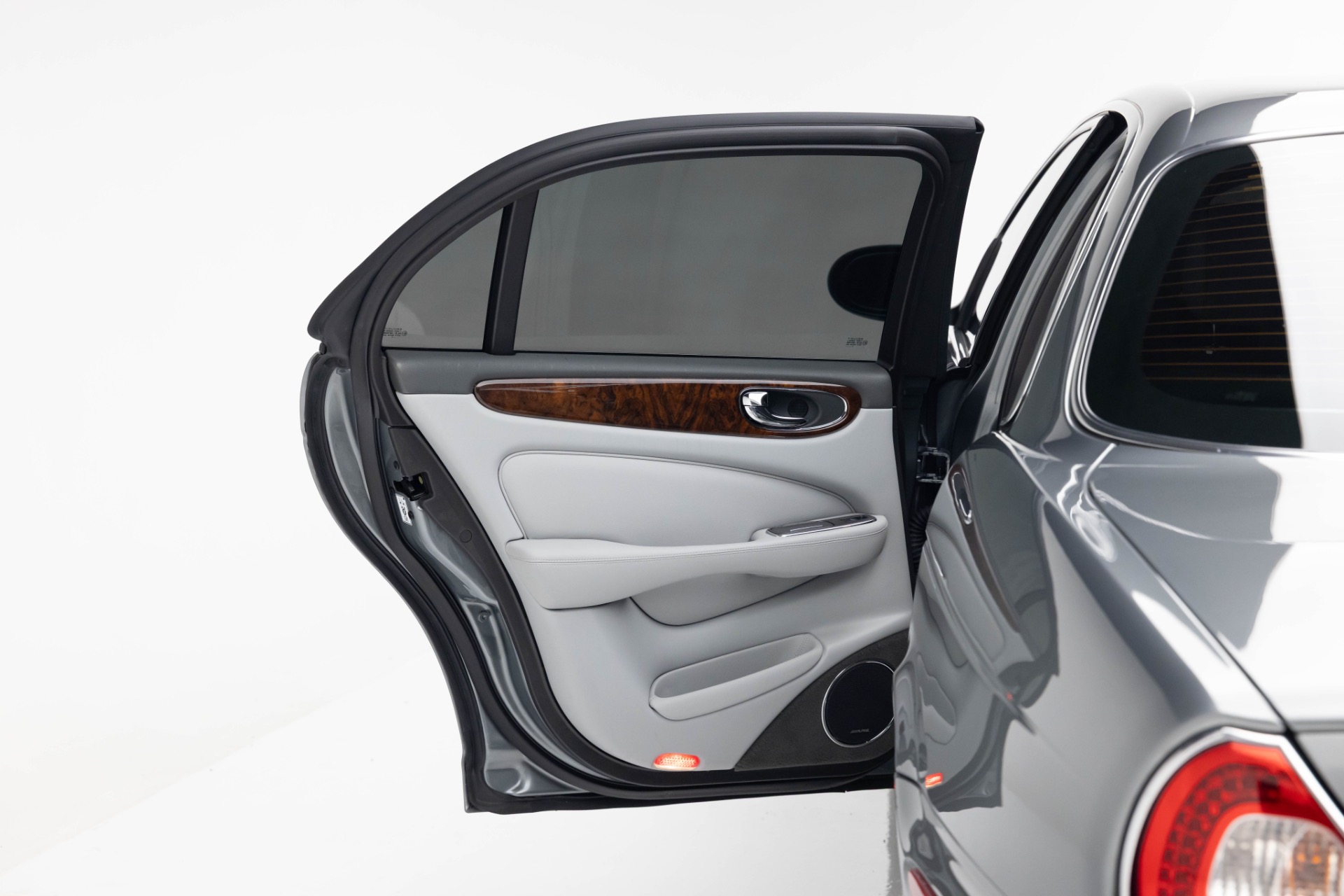 Used 2004 Jaguar XJ8 XJ8 For Sale (Sold) | Private Collection