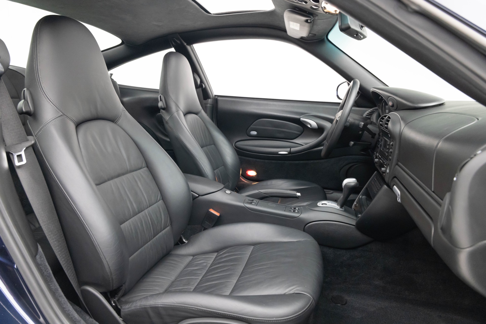 2003 Porsche 911 4S photo 4