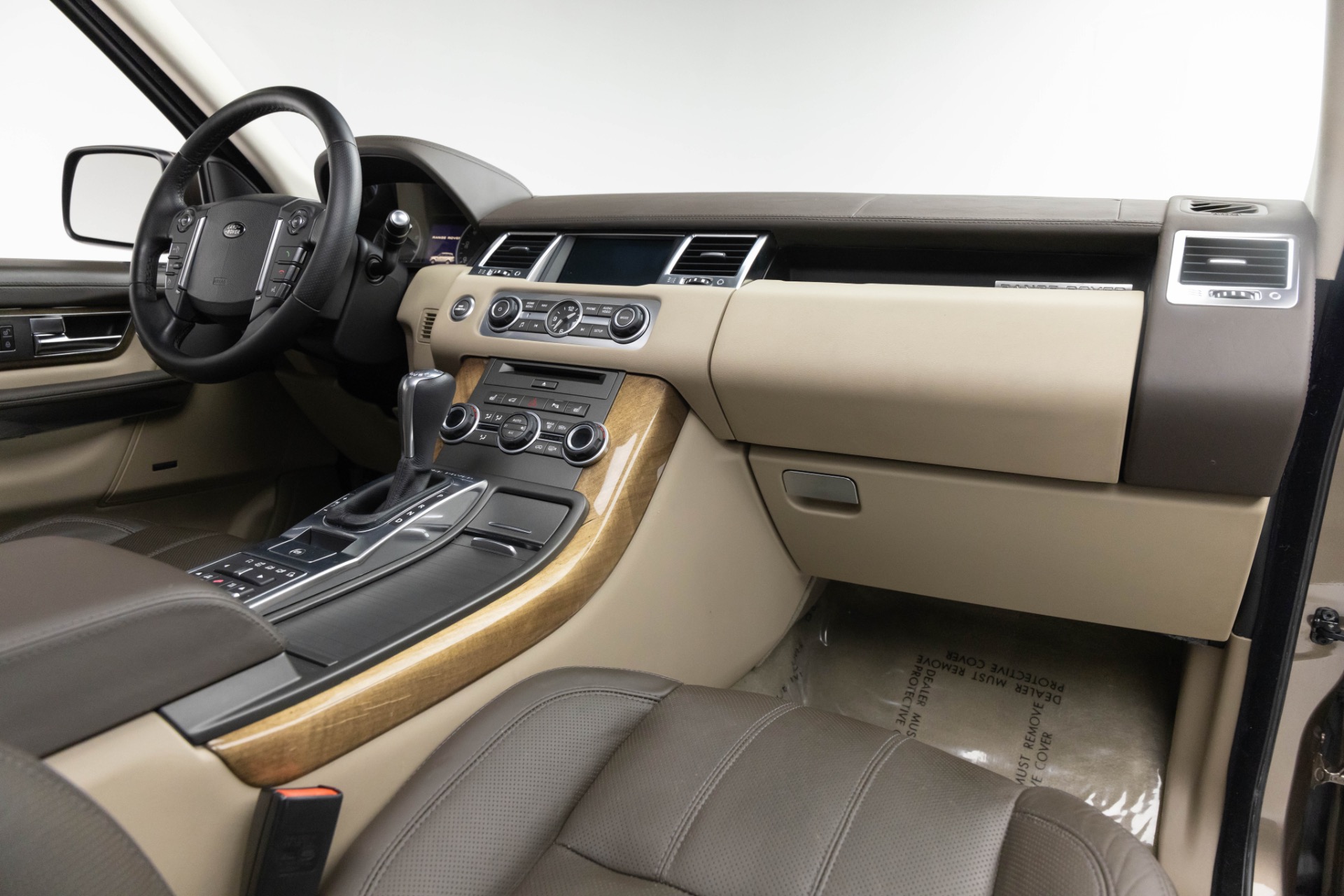 2013 Land Rover Range Rover Sport HSE LUX photo 2