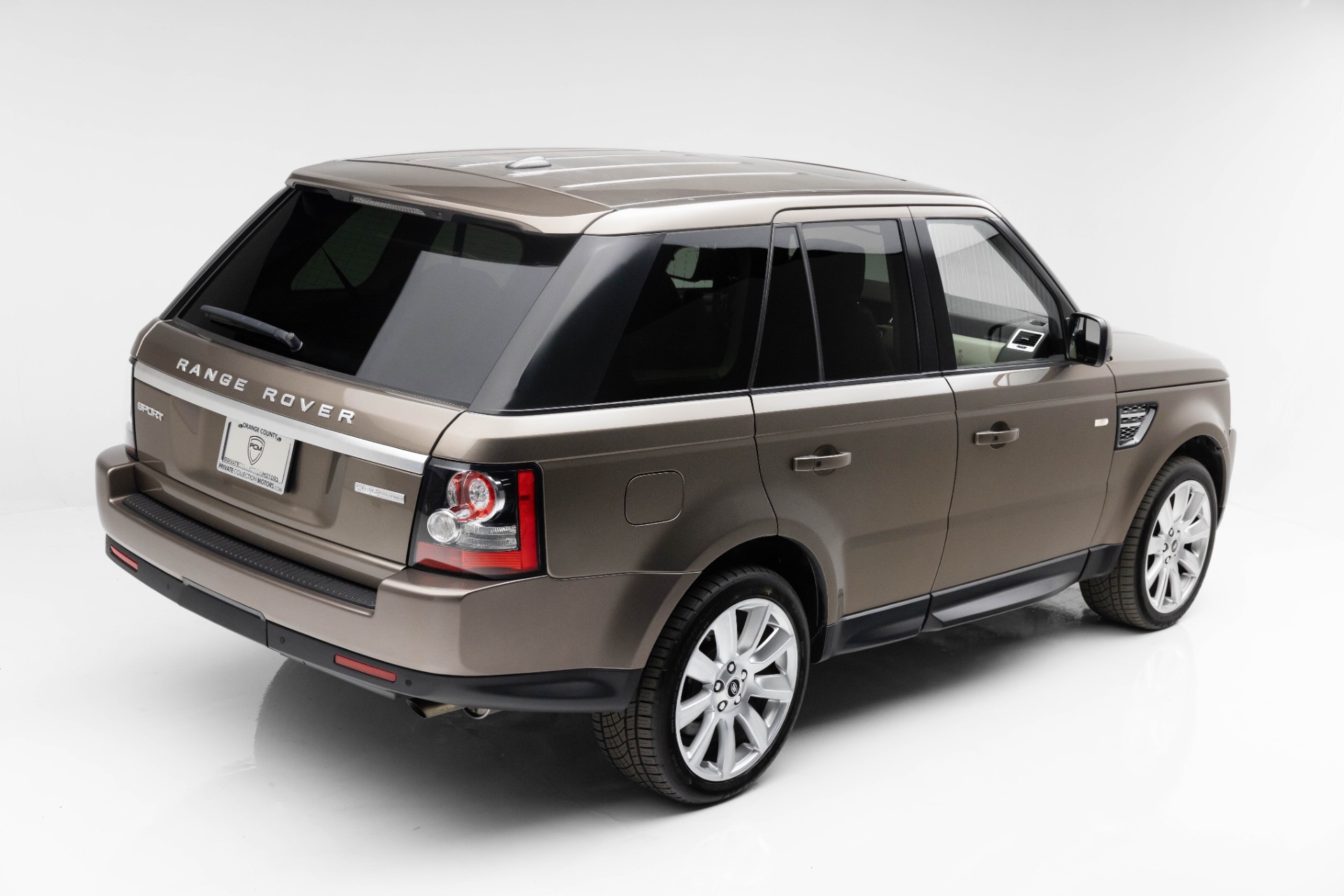 2013 Land Rover Range Rover Sport HSE LUX photo 3