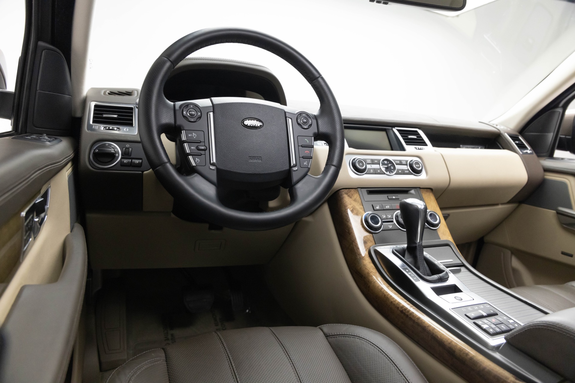 2013 Land Rover Range Rover Sport HSE LUX photo 6