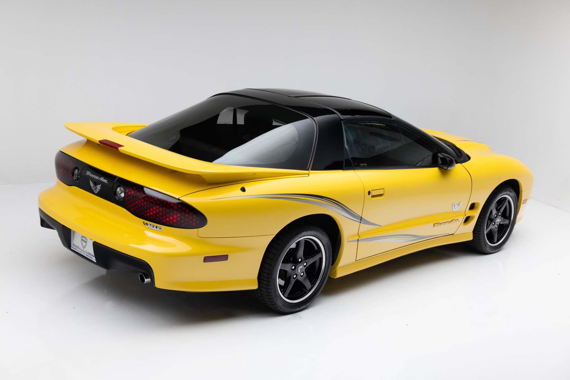 2002 Pontiac Firebird TRANS AM photo 3