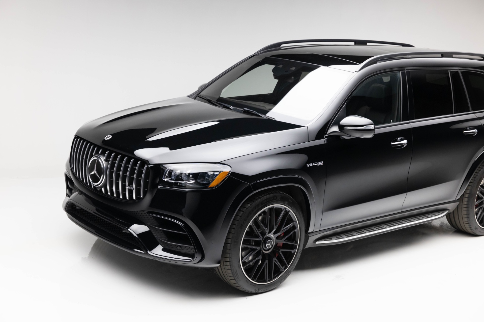 Used-2022-Mercedes-Benz-GLS-63