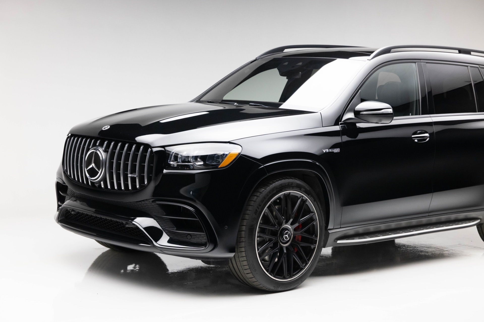 Used-2022-Mercedes-Benz-GLS-63