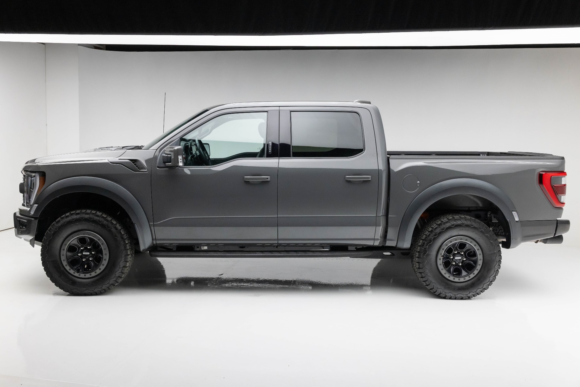 2021 Ford F-150 Raptor photo 3