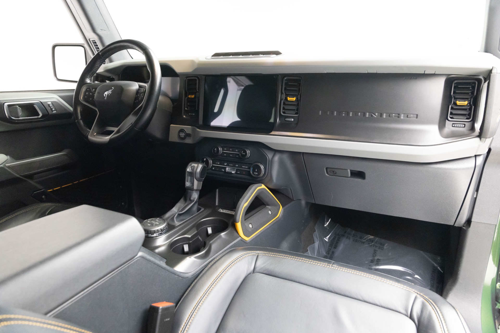 2022 Ford Bronco Base Big Bend Black Diamond Outer Banks Badlands Wildtrak Everglades photo 2