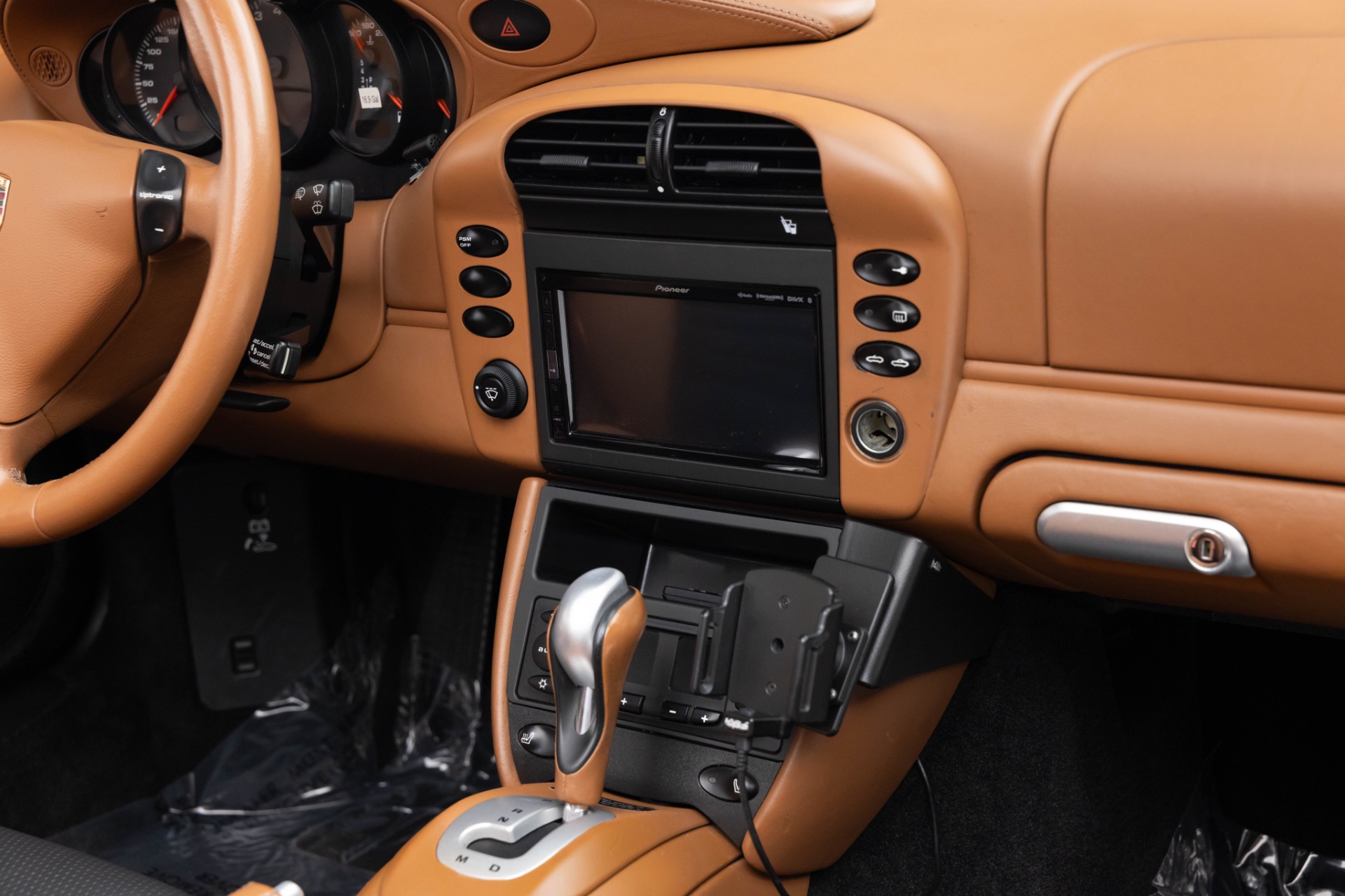 2004 Porsche 911 4S Cabriolet photo 13