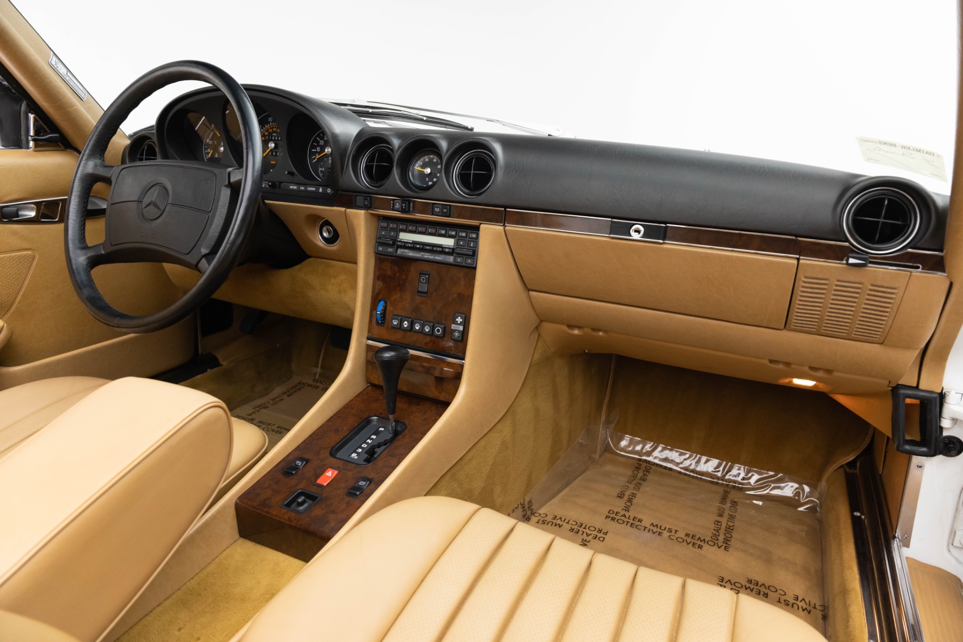 1987 Mercedes Benz 560 photo 2