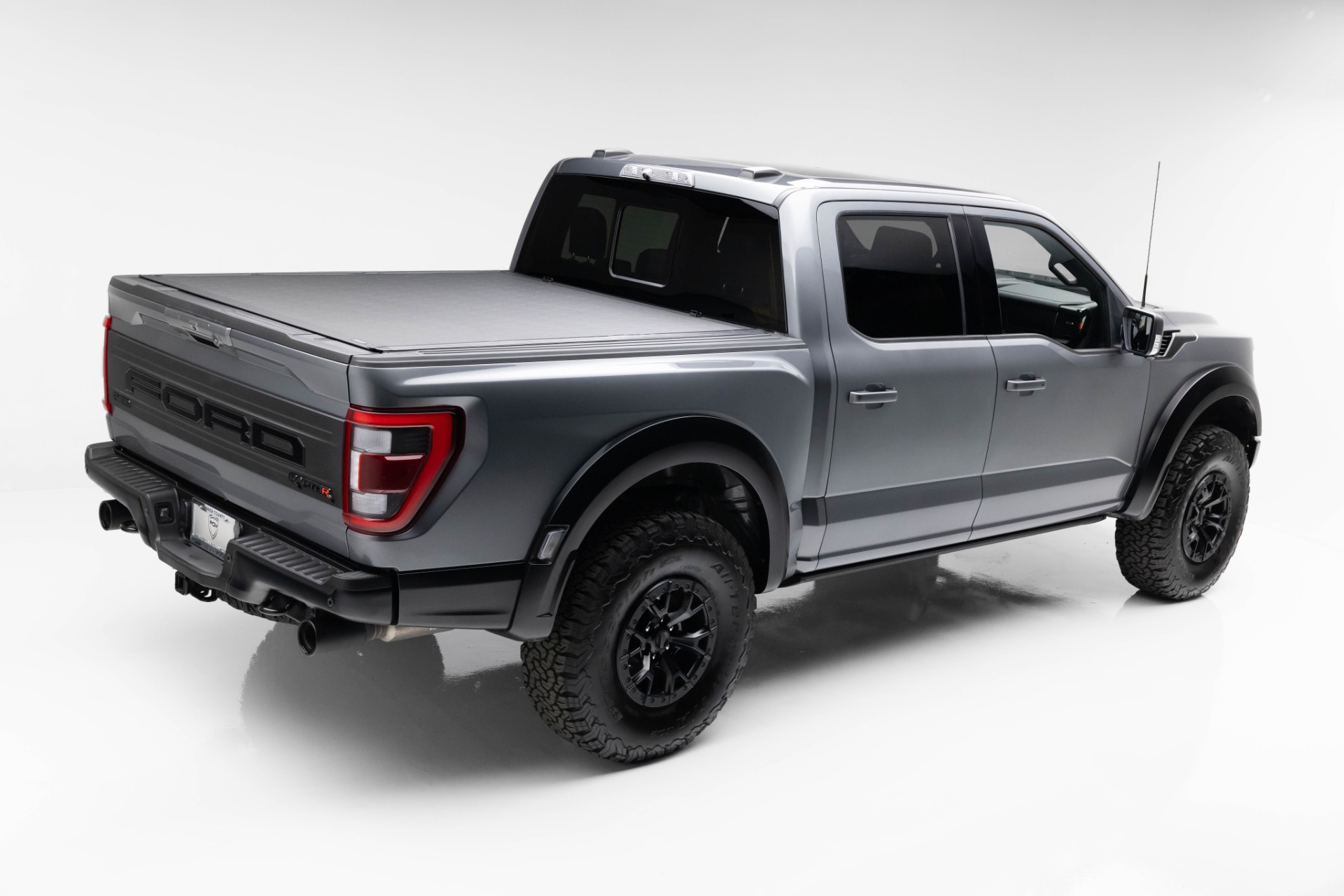 2023 Ford F-150 Raptor photo 3