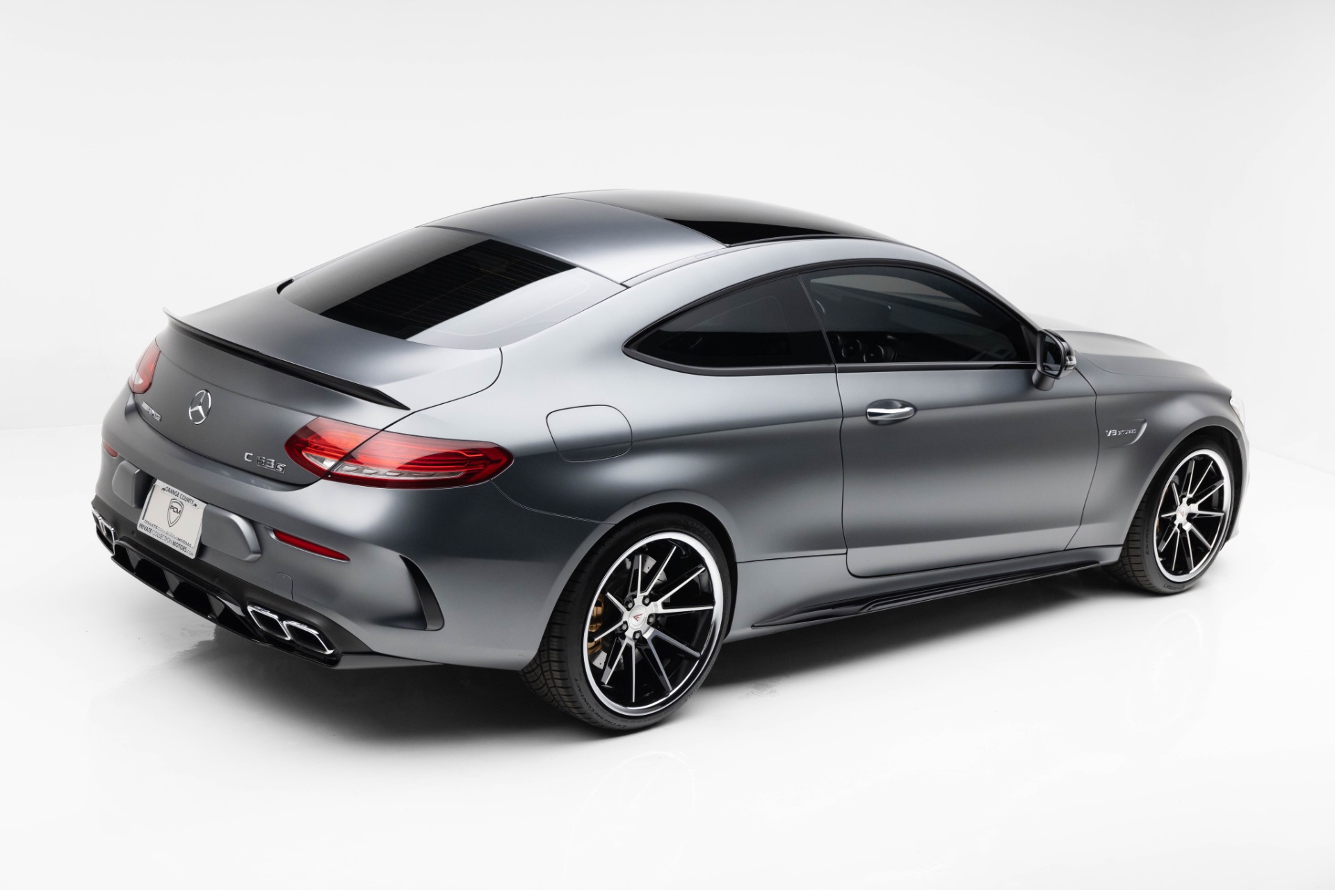 2017 Mercedes Benz C AMG 63 S photo 3