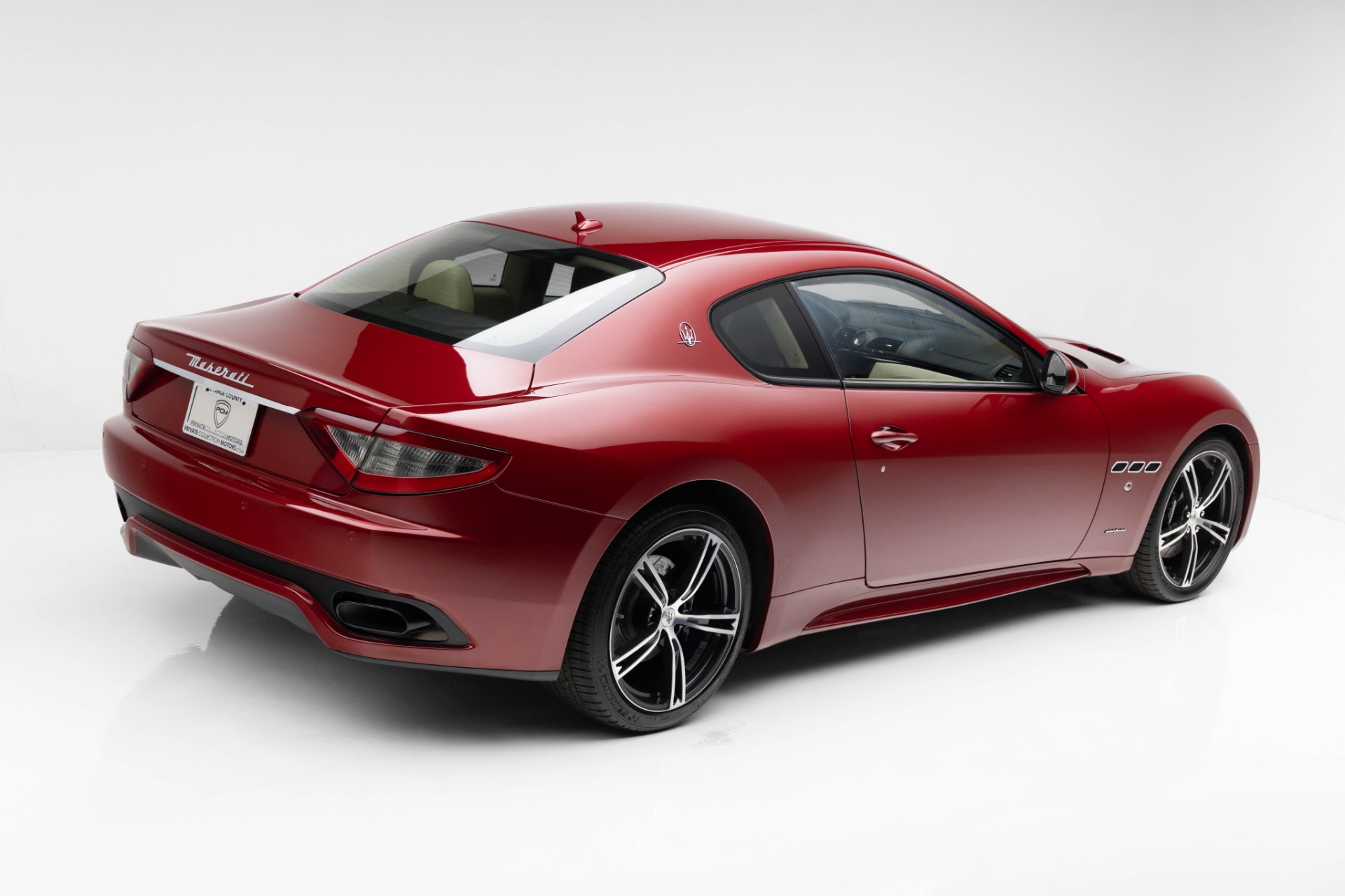 2015 Maserati Granturismo Sport photo 3