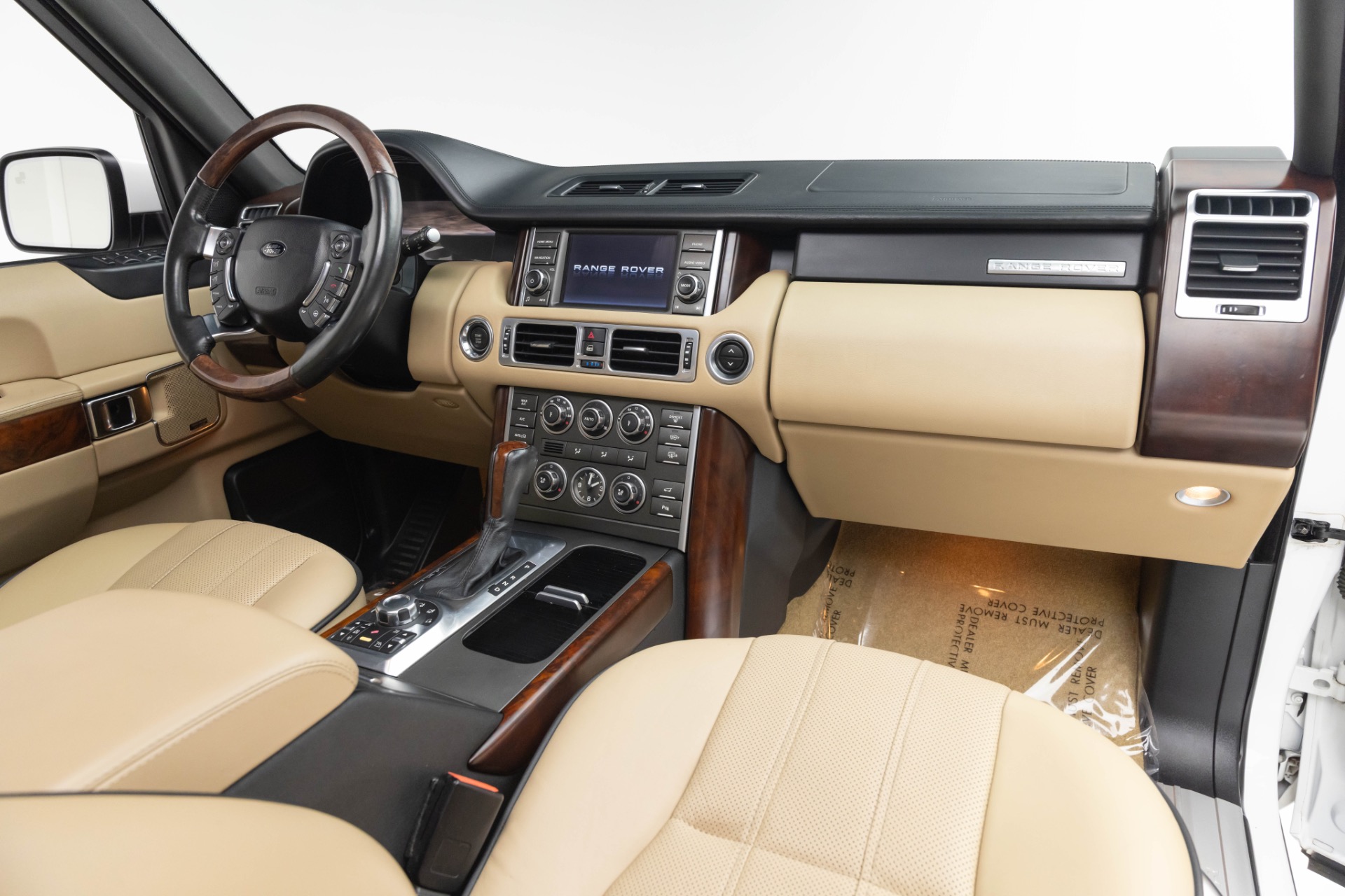 2012 Land Rover Range Rover HSE LUX photo 2