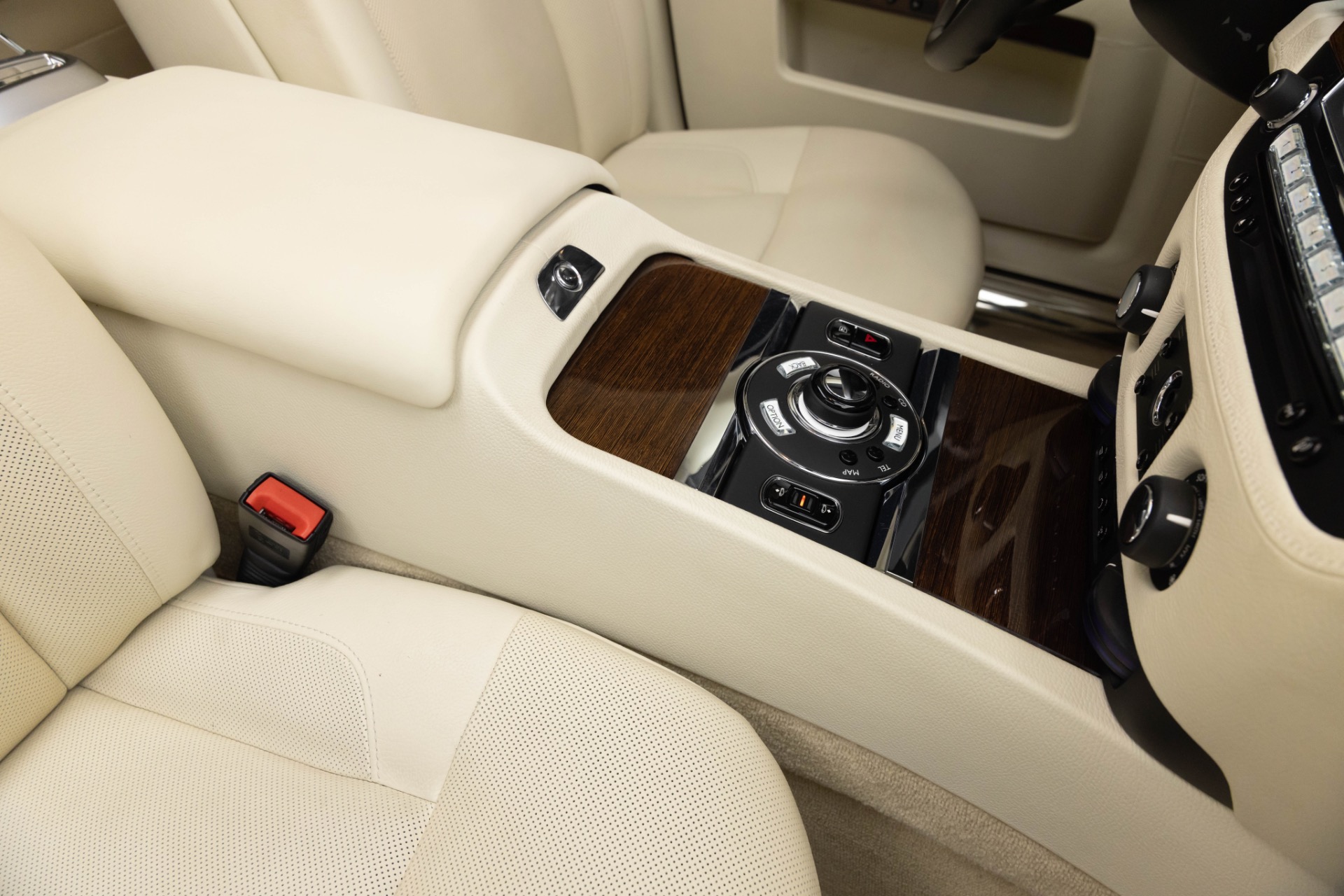 2010 Rolls Royce Ghost RR4 photo 26