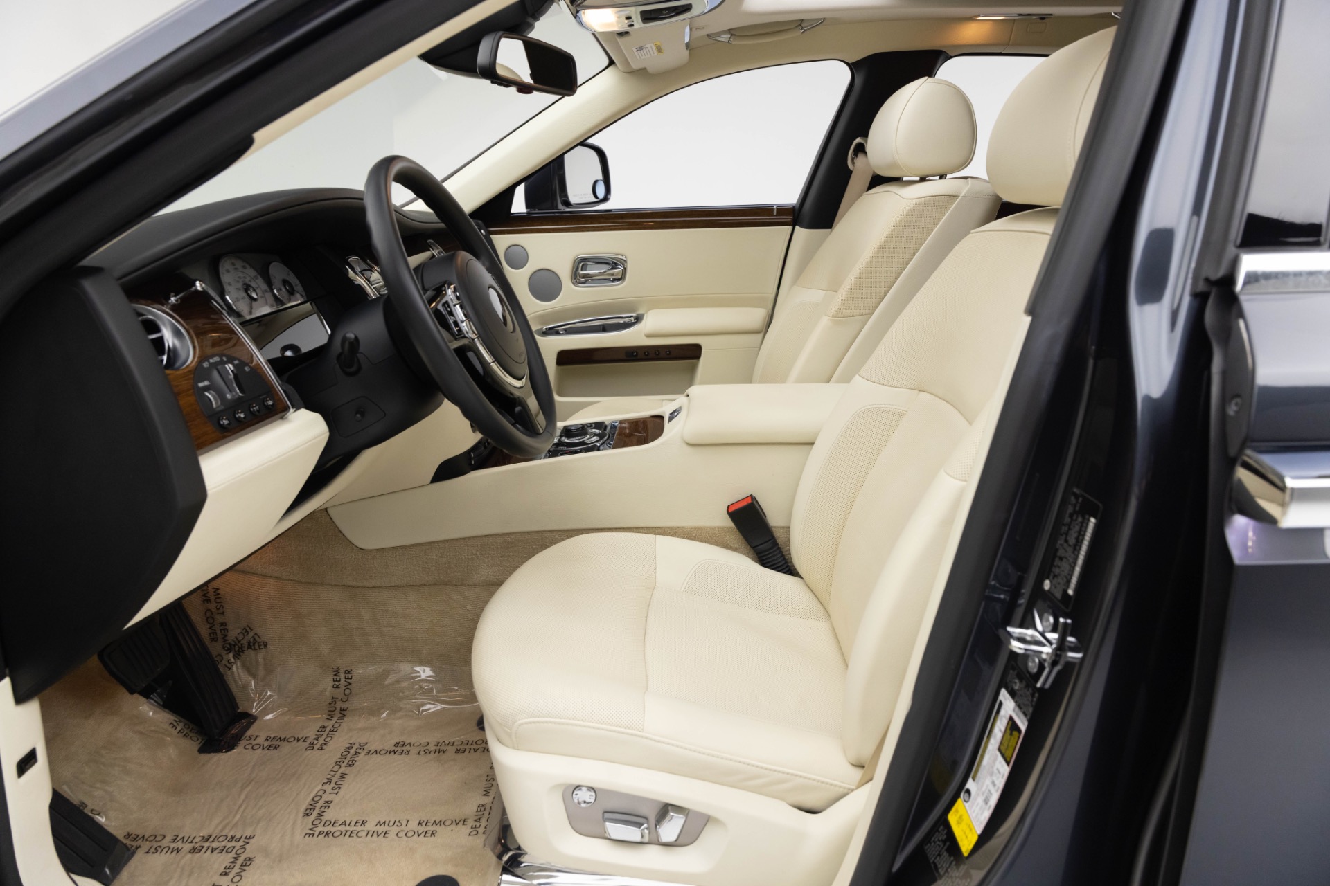 2010 Rolls Royce Ghost RR4 photo 32