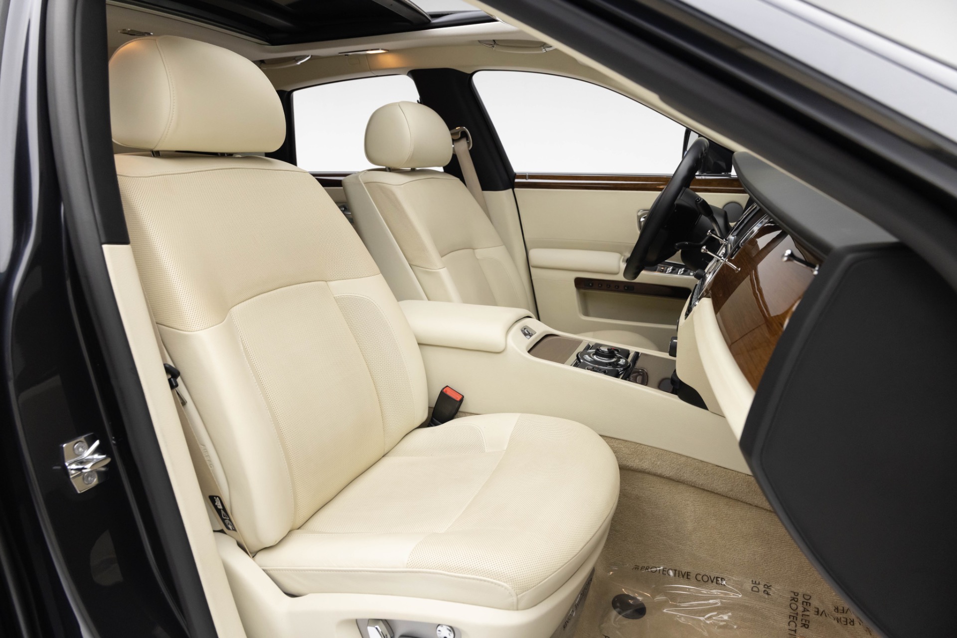 2010 Rolls Royce Ghost RR4 photo 4