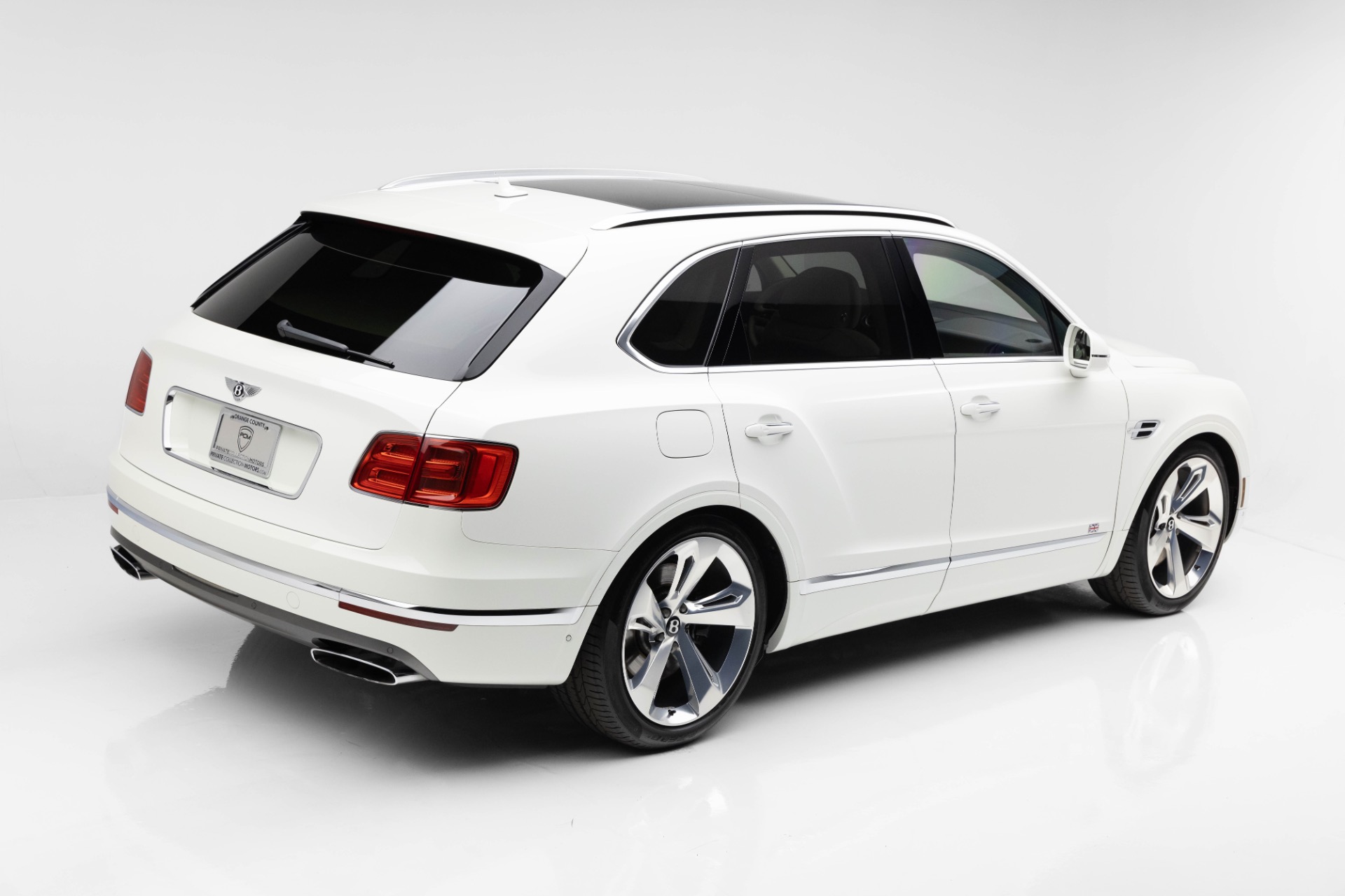 2018 Bentley Bentayga W12 photo 2