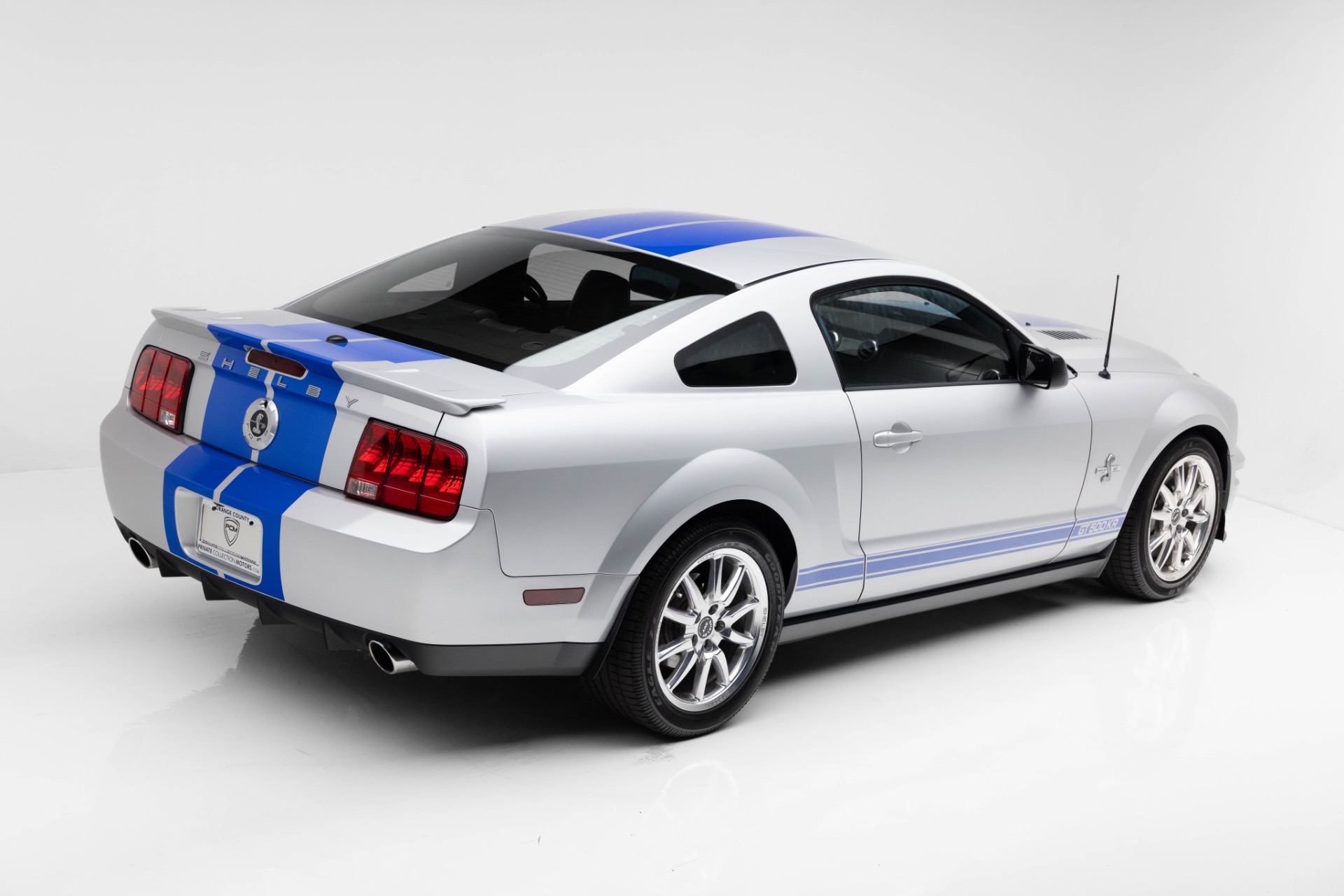 2008 Ford Mustang Shelby GT500 photo 3