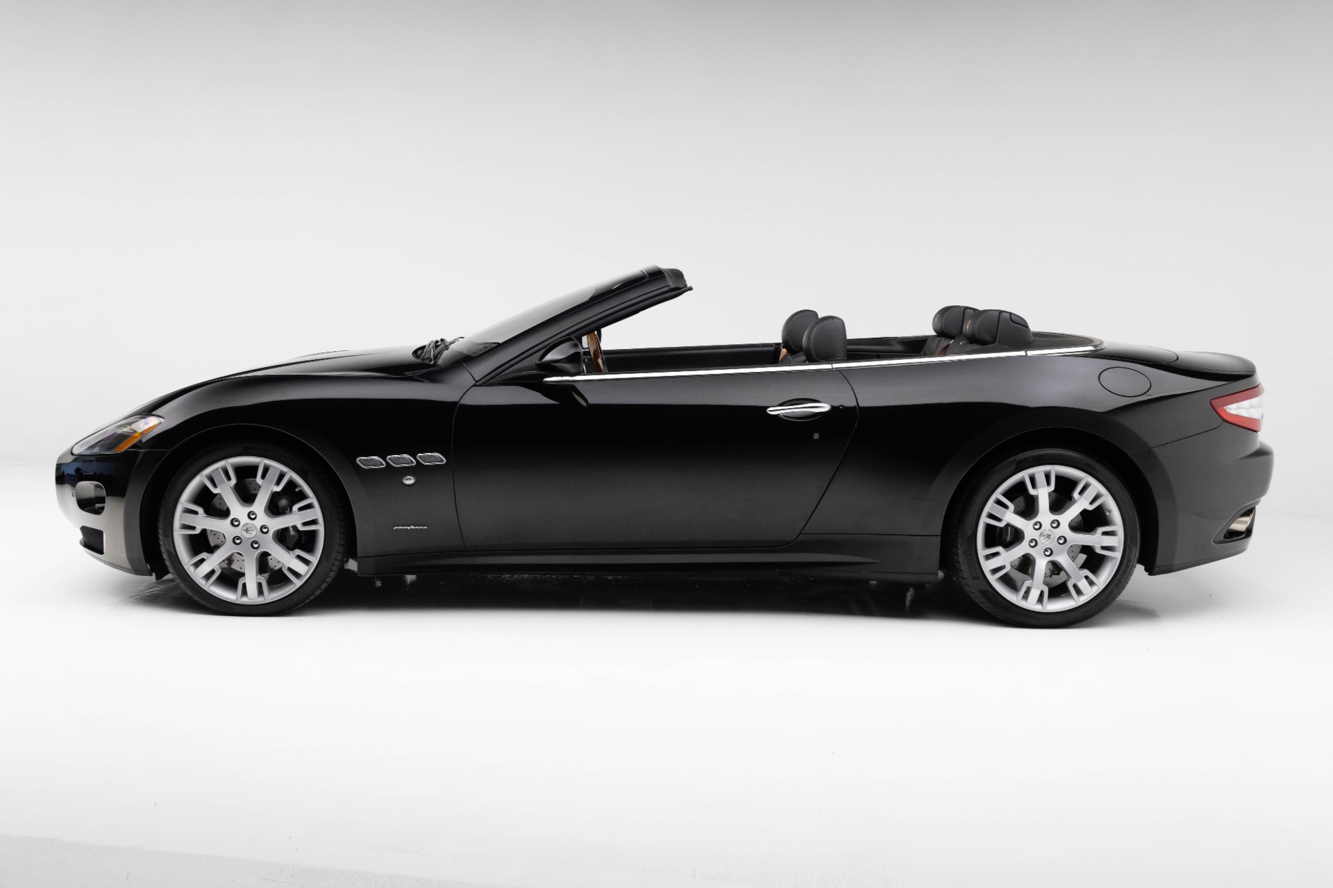 2013 Maserati Granturismo Sport photo 10