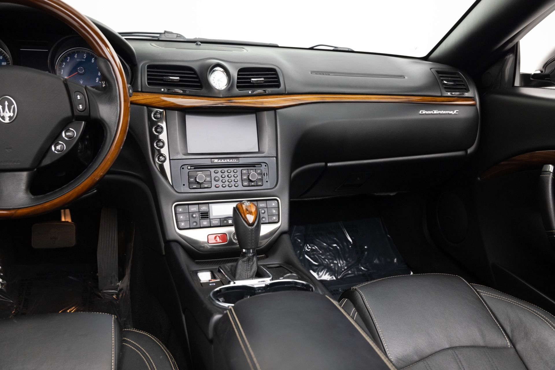 2013 Maserati Granturismo Sport photo 13