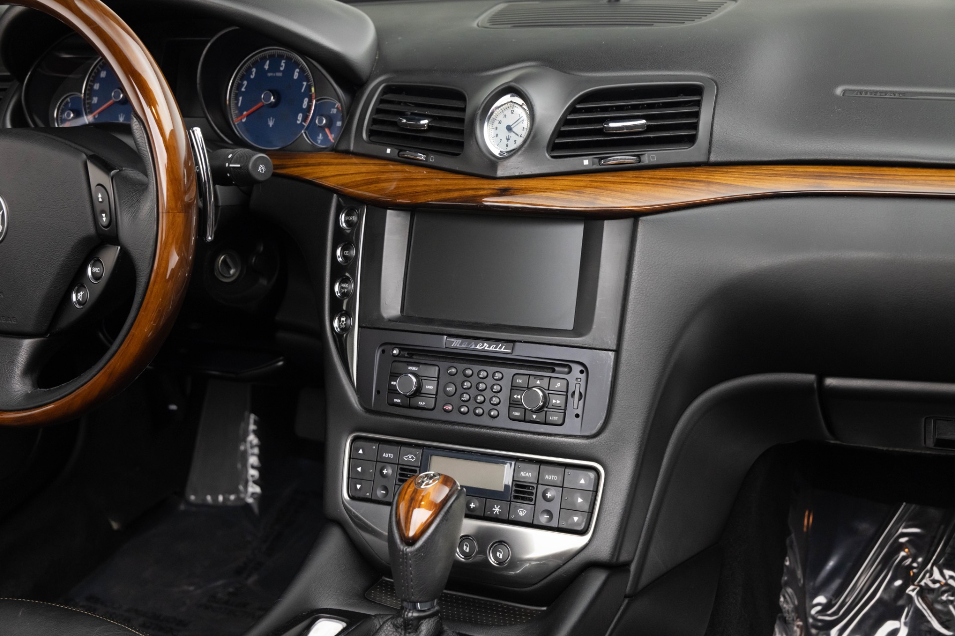 2013 Maserati Granturismo Sport photo 15