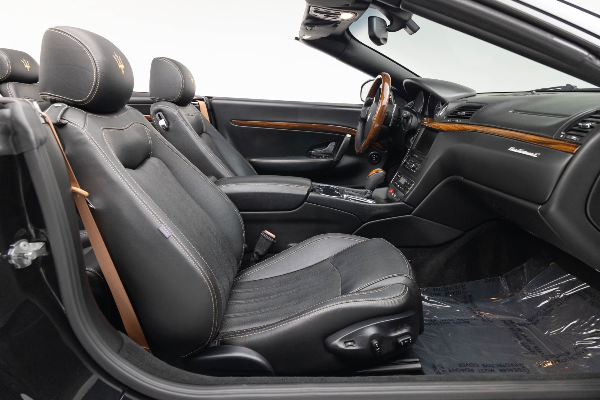 2013 Maserati Granturismo Sport photo 21