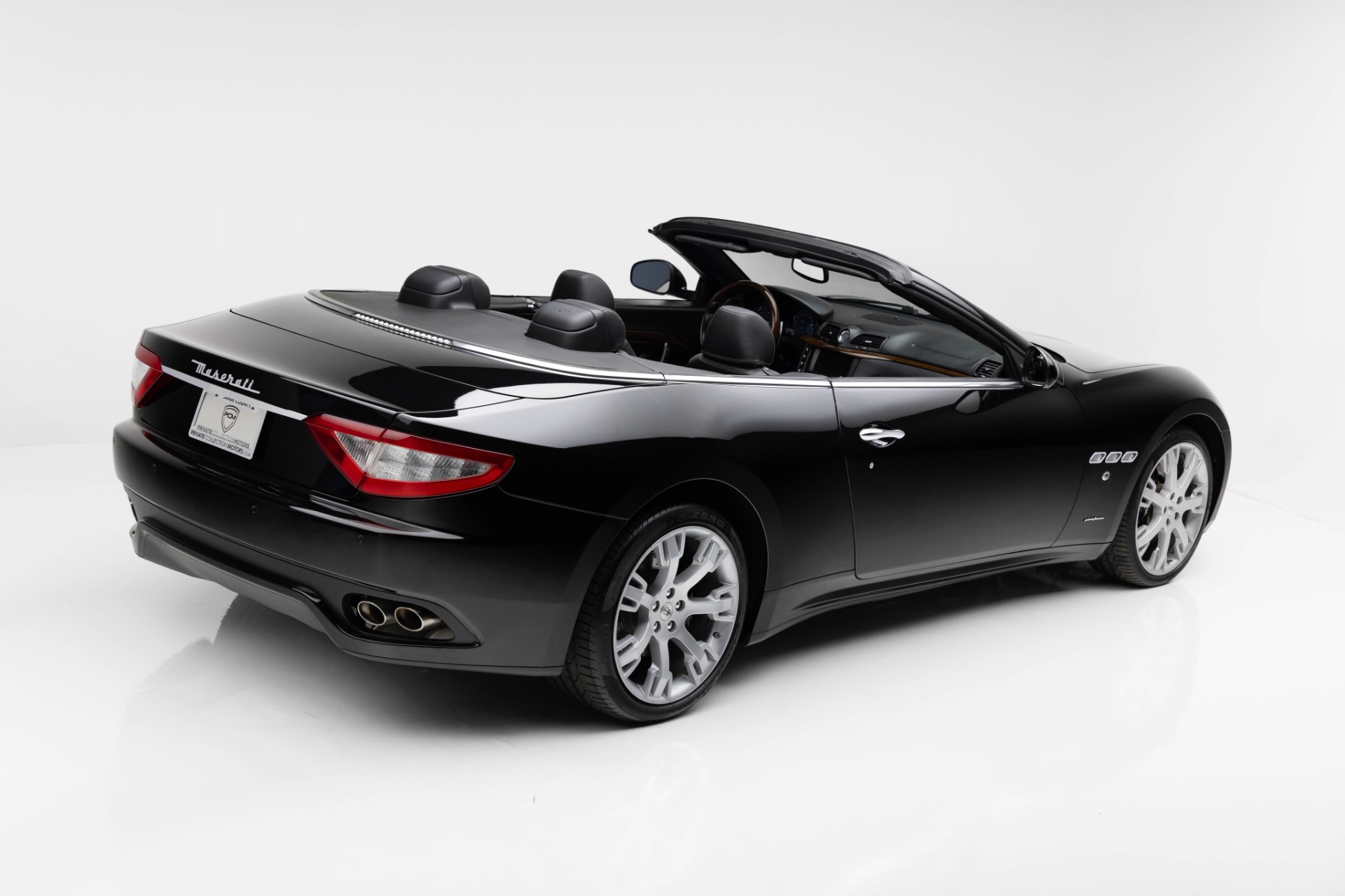 2013 Maserati Granturismo Sport photo 3