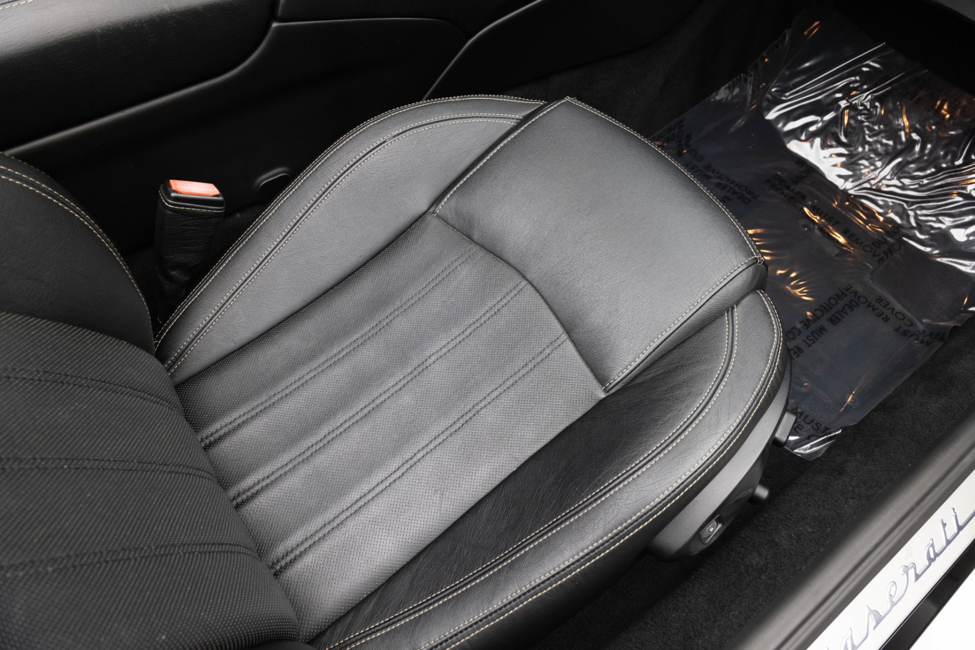 2013 Maserati Granturismo Sport photo 33