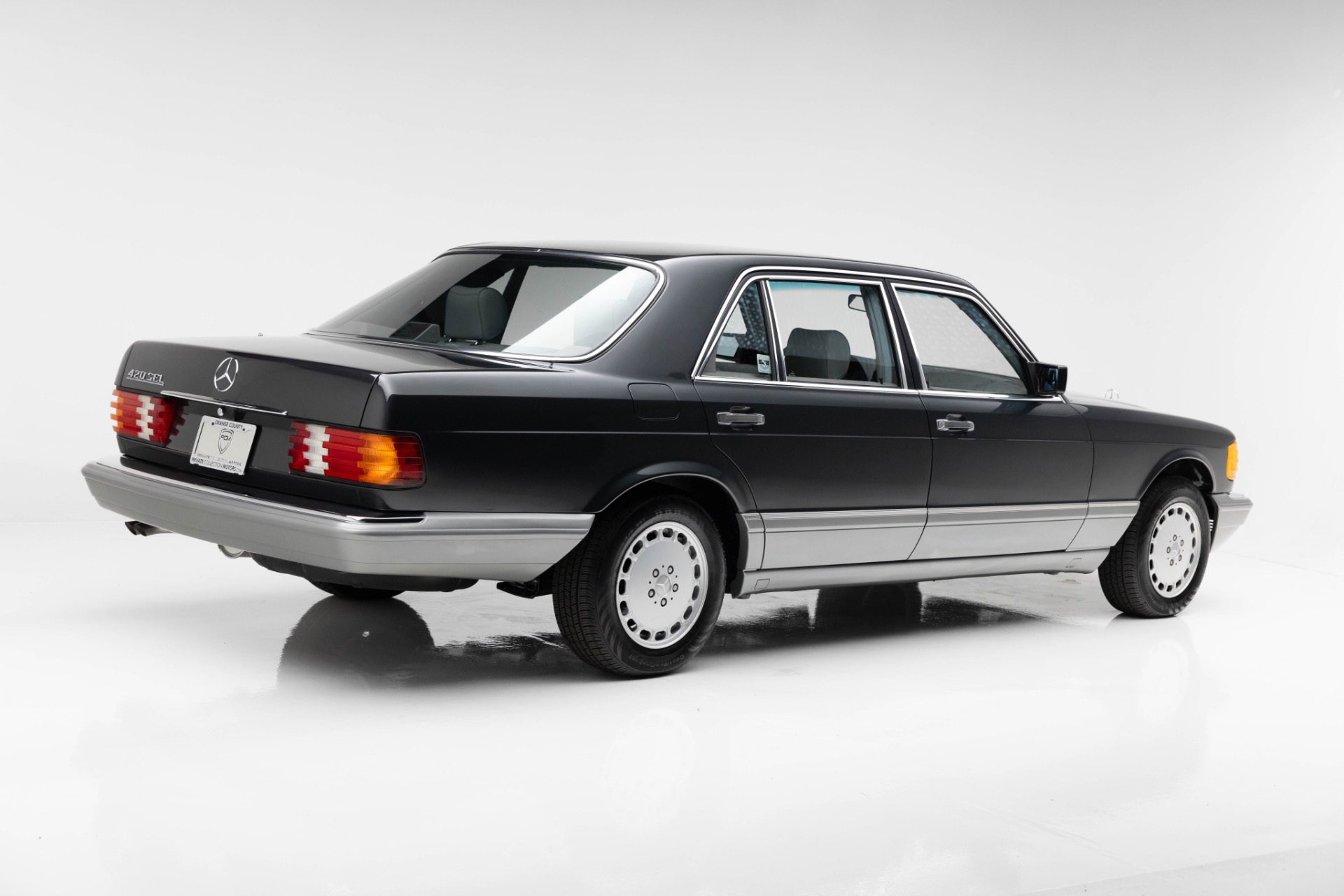 1986 Mercedes Benz 420 photo 13