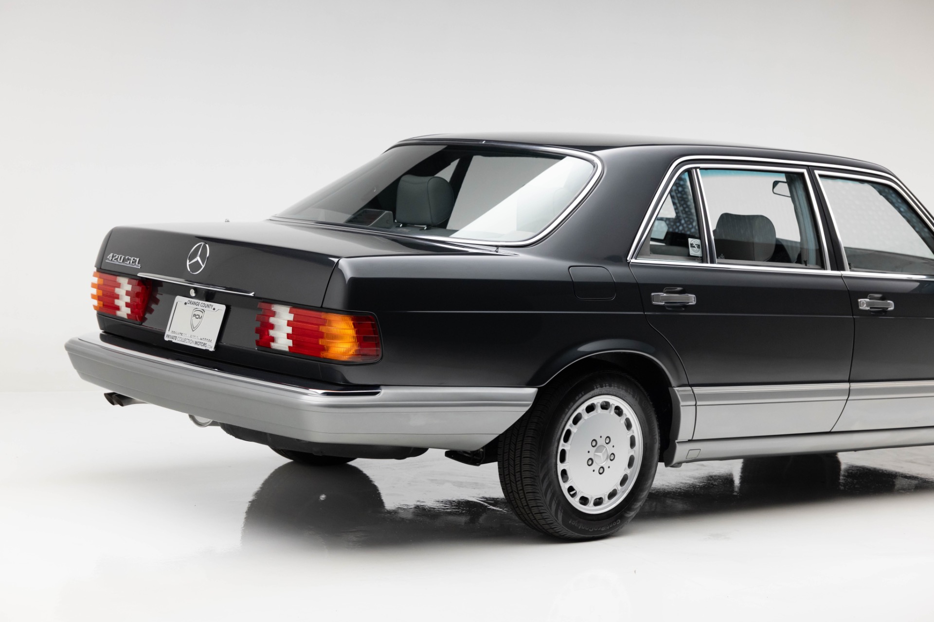 1986 Mercedes Benz 420 photo 29