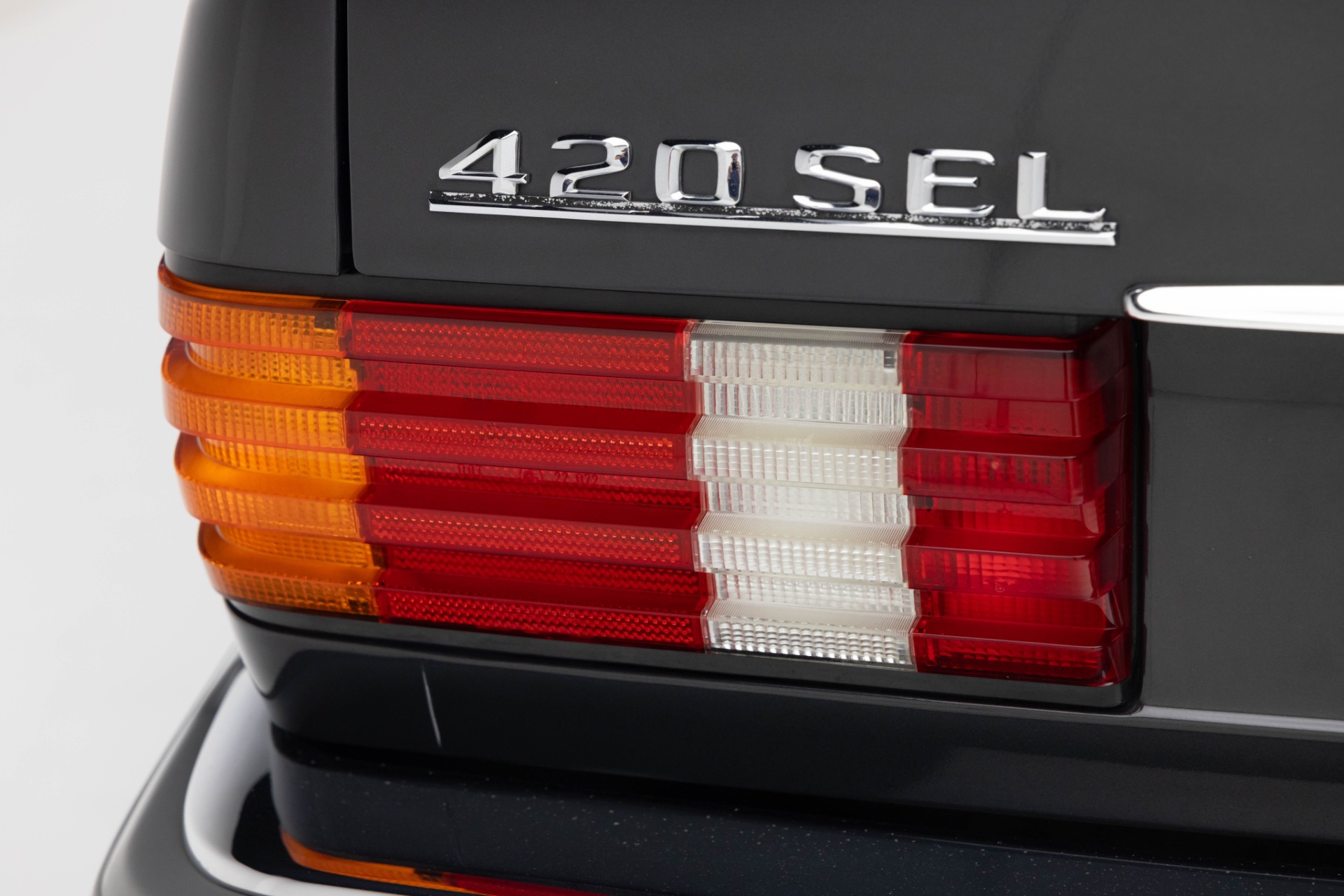 1986 Mercedes Benz 420 photo 47