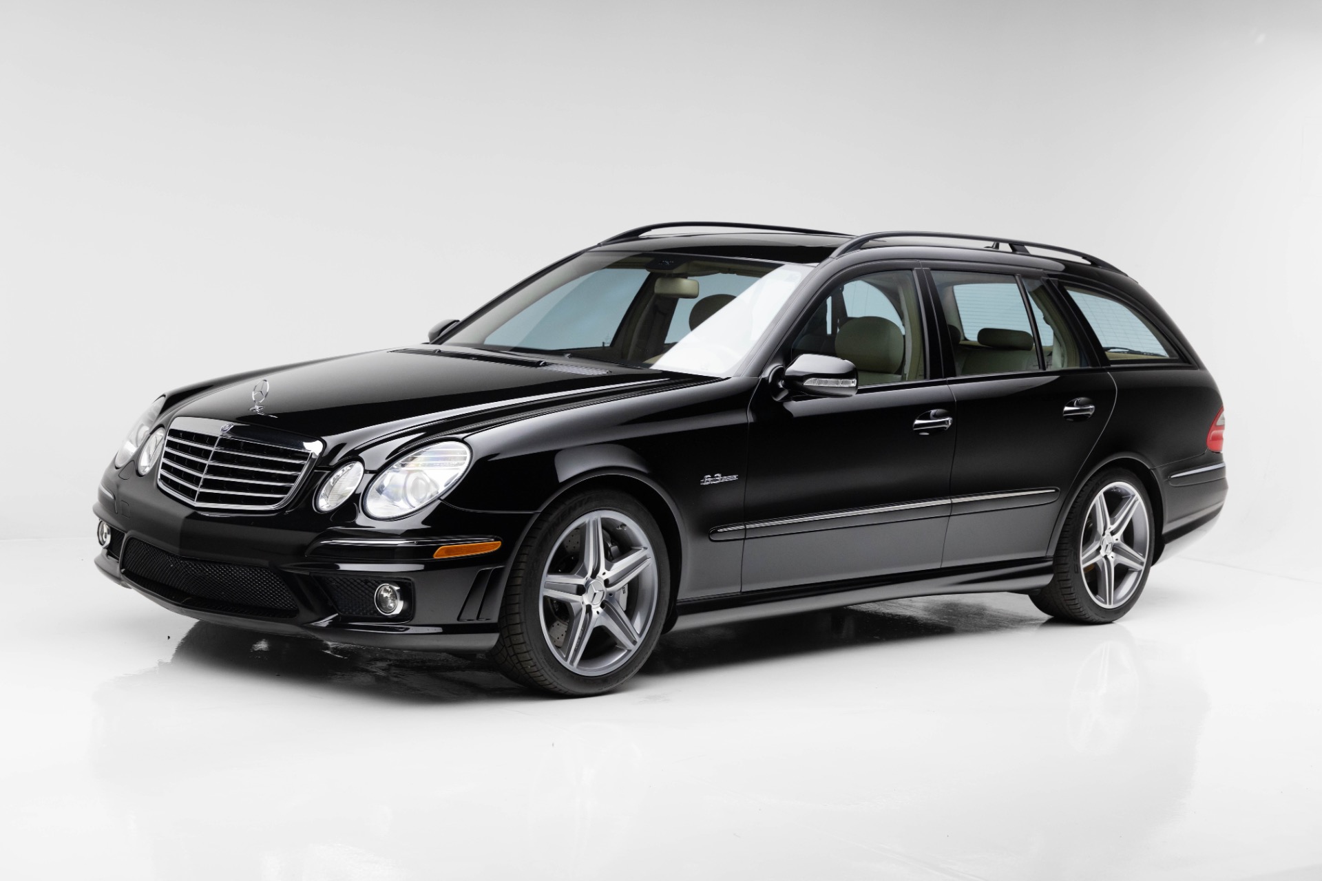 2008 Mercedes Benz E AMG photo 13
